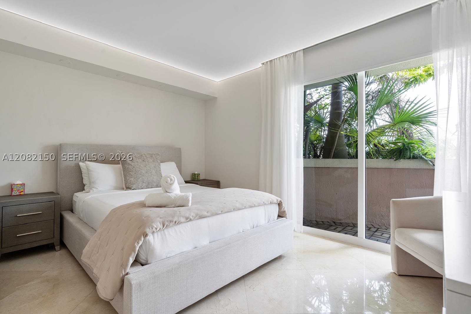17555 Atlantic Blvd #508 Sunny Isles Beach, FL 33160