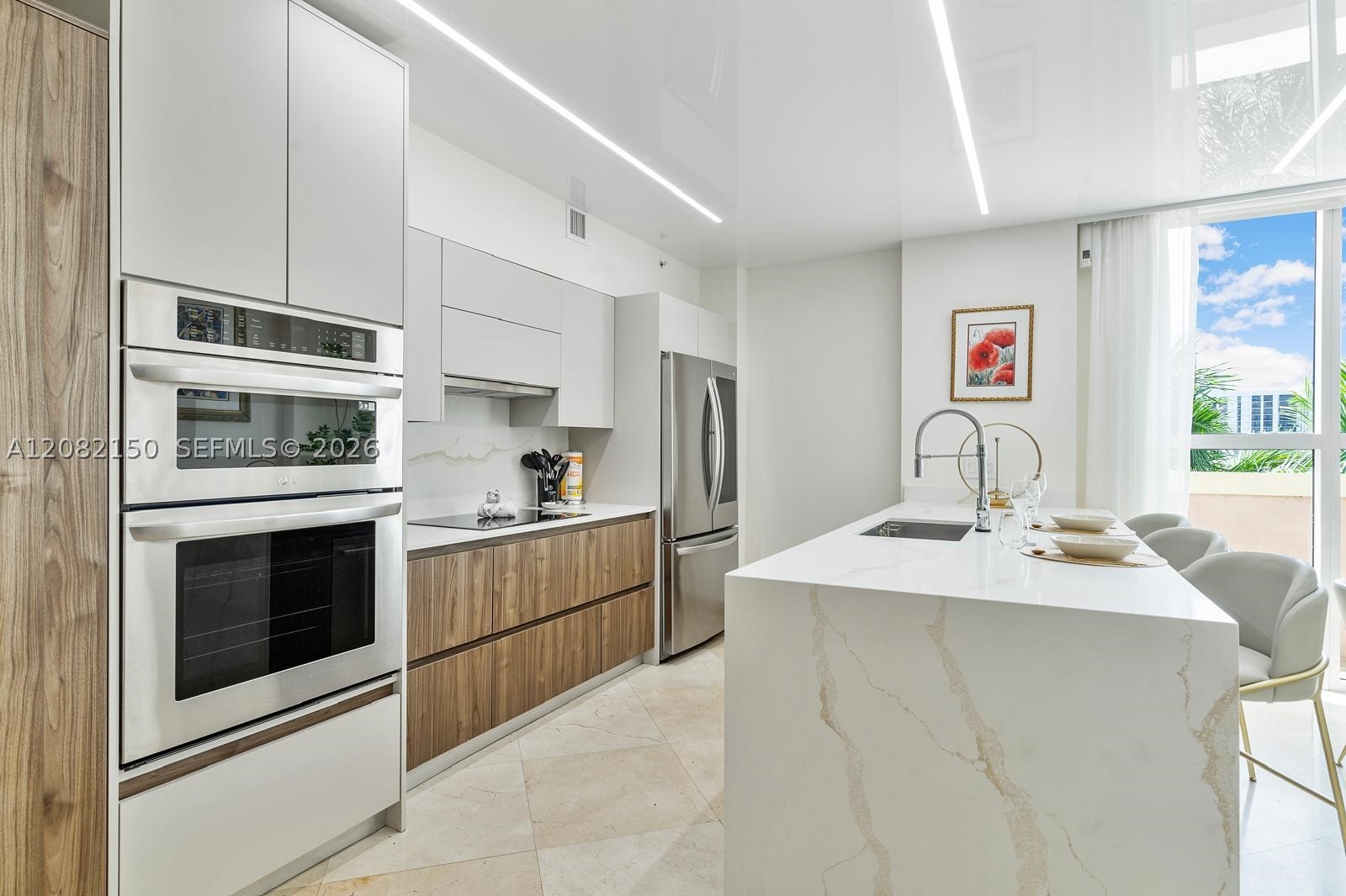 17555 Atlantic Blvd #508 Sunny Isles Beach, FL 33160