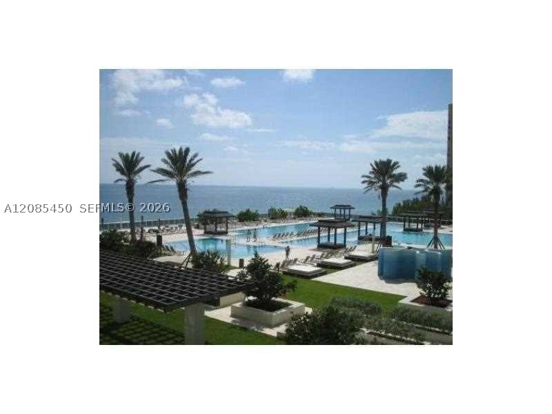 image Beach Club 232