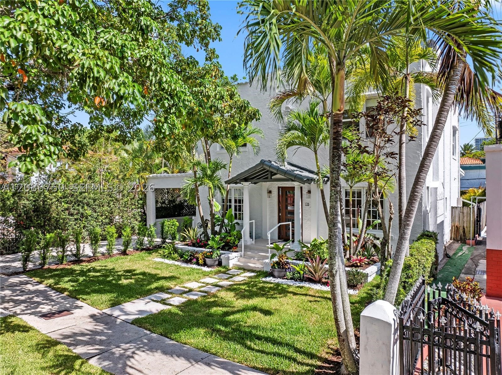 178 NE 45th St Miami, FL 33137
