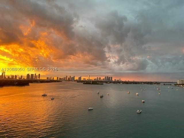 image Mirador 1000 (South Tower)24