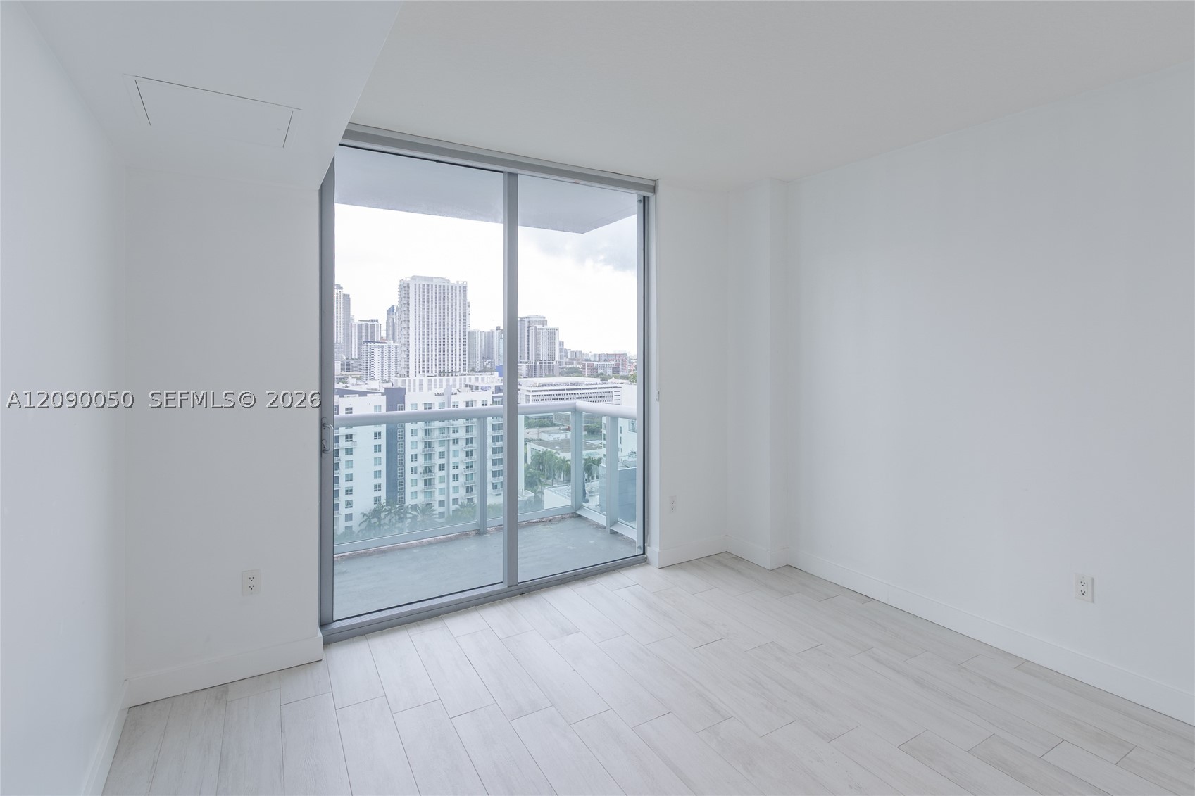 image Gallery Art Condos13