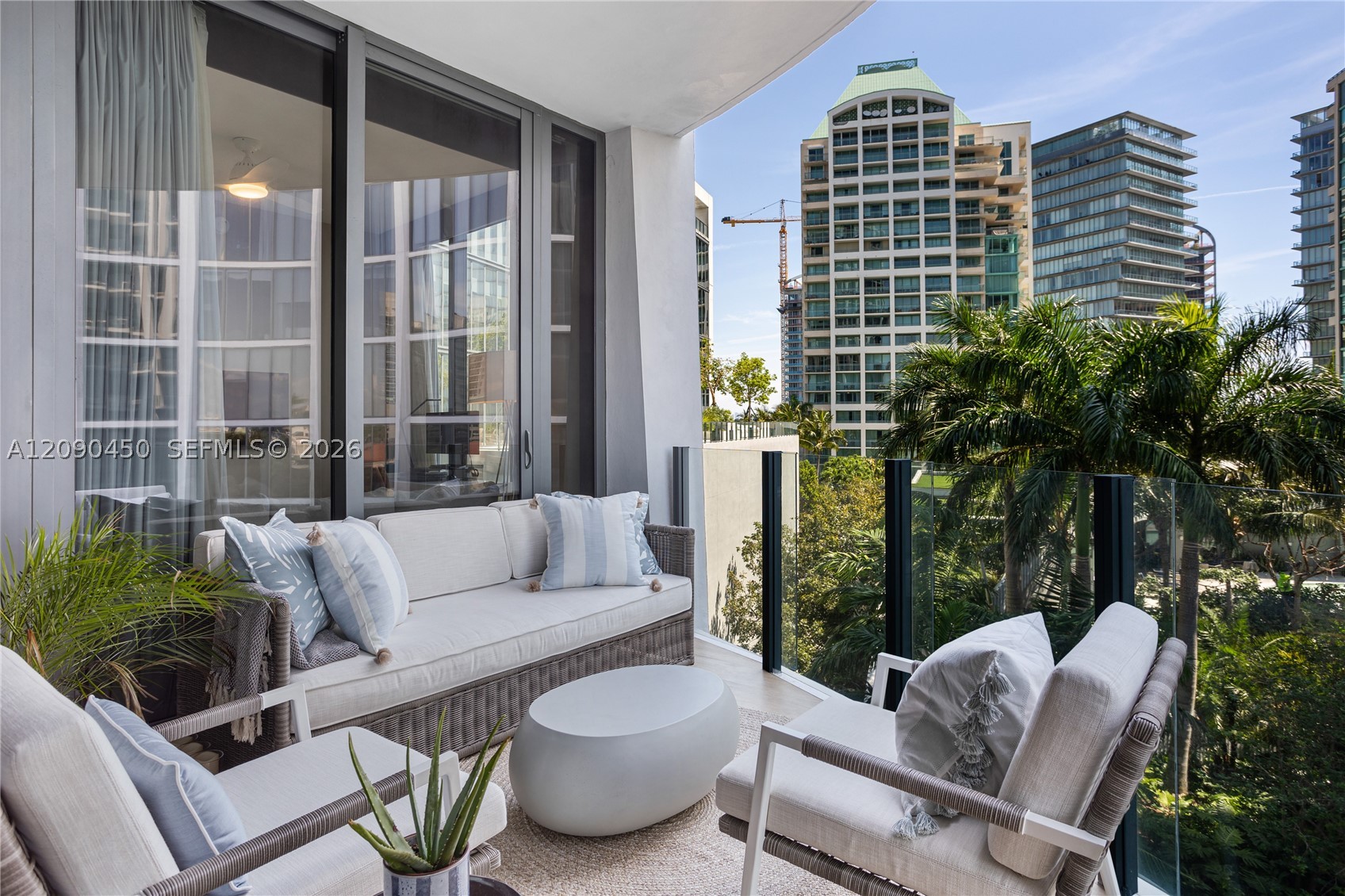 image Park Grove Club Residences7