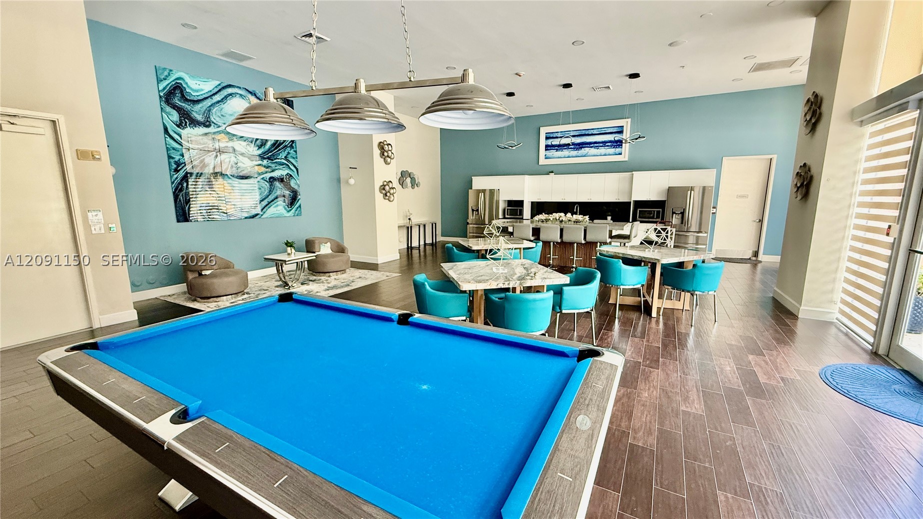 image The Venture at Aventura14