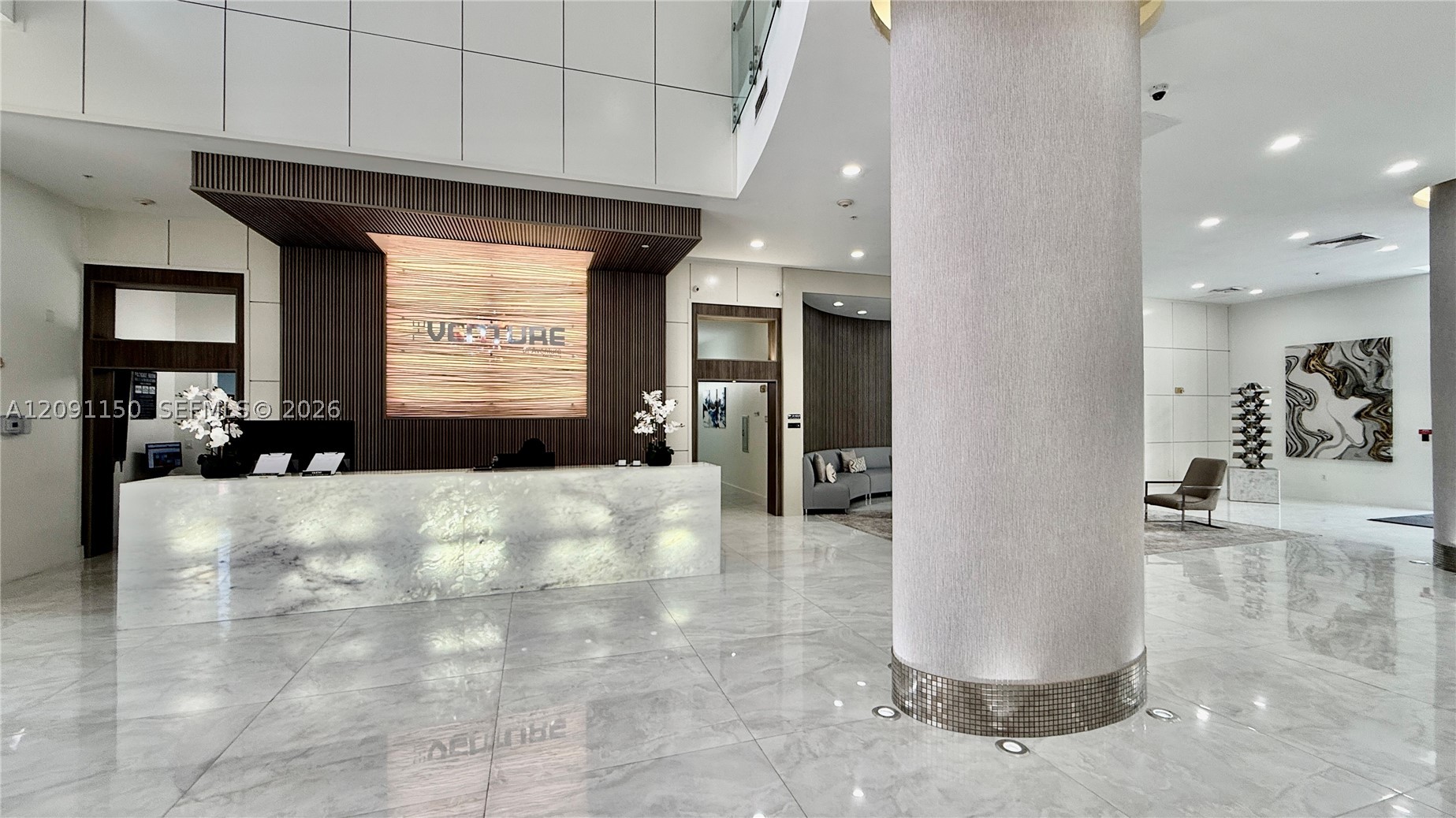 image The Venture at Aventura1