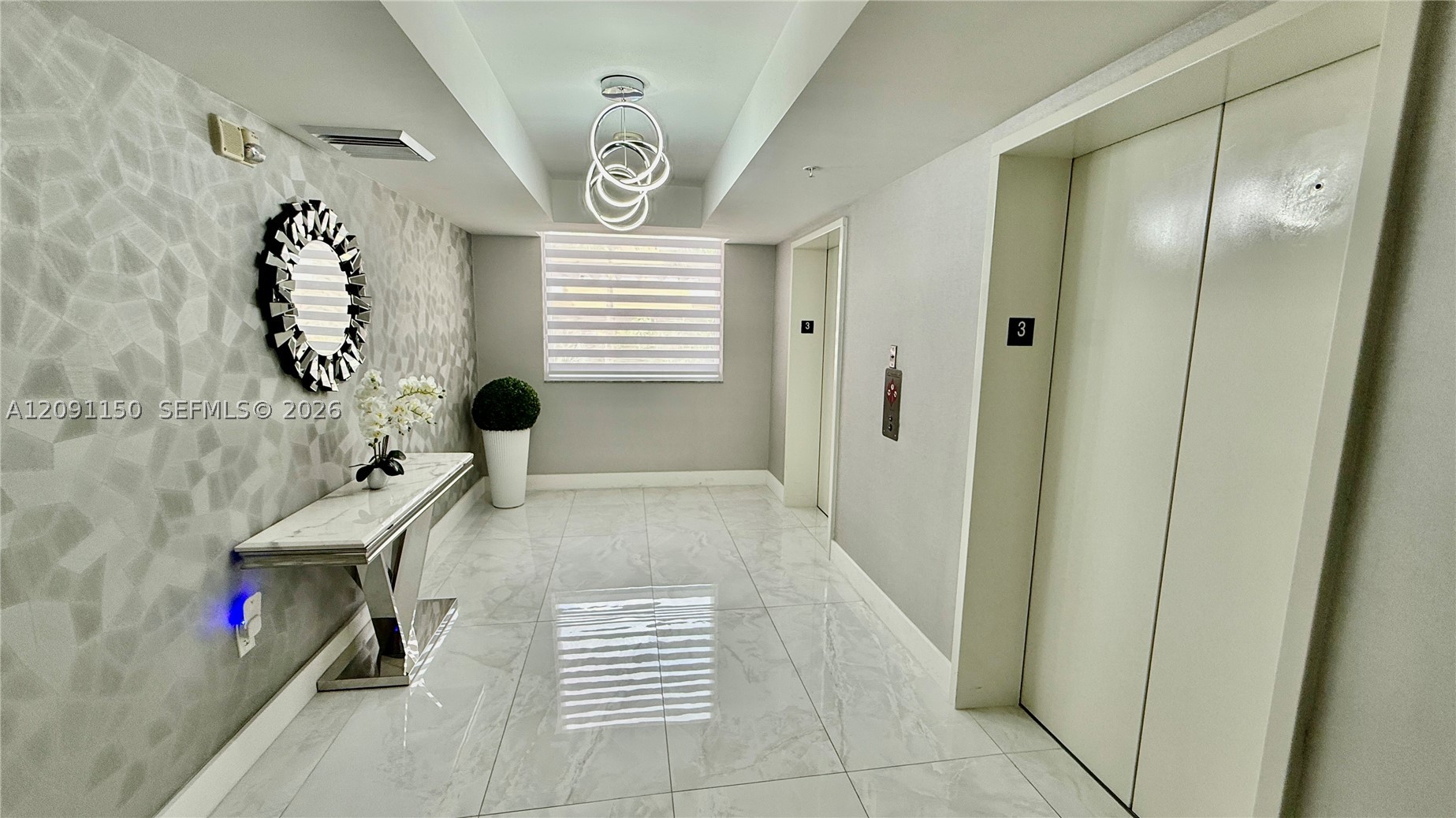 image The Venture at Aventura20