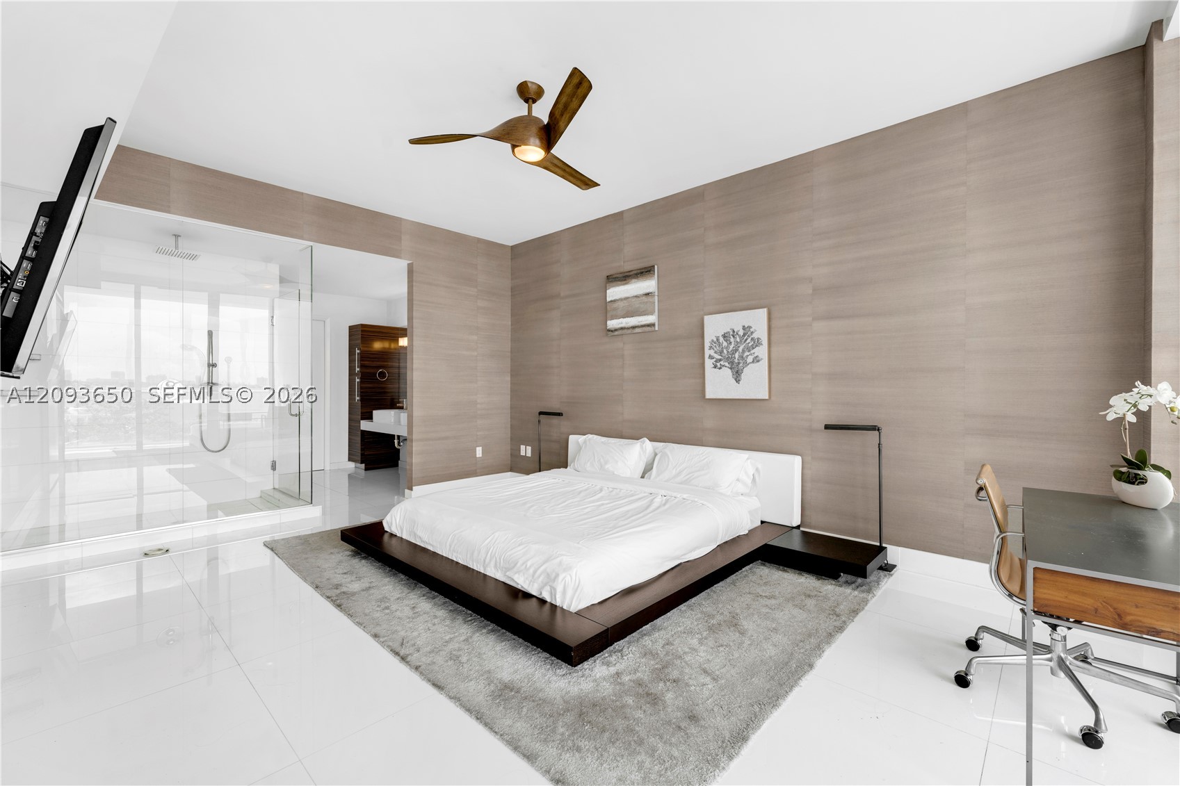 image Paramount Bay10
