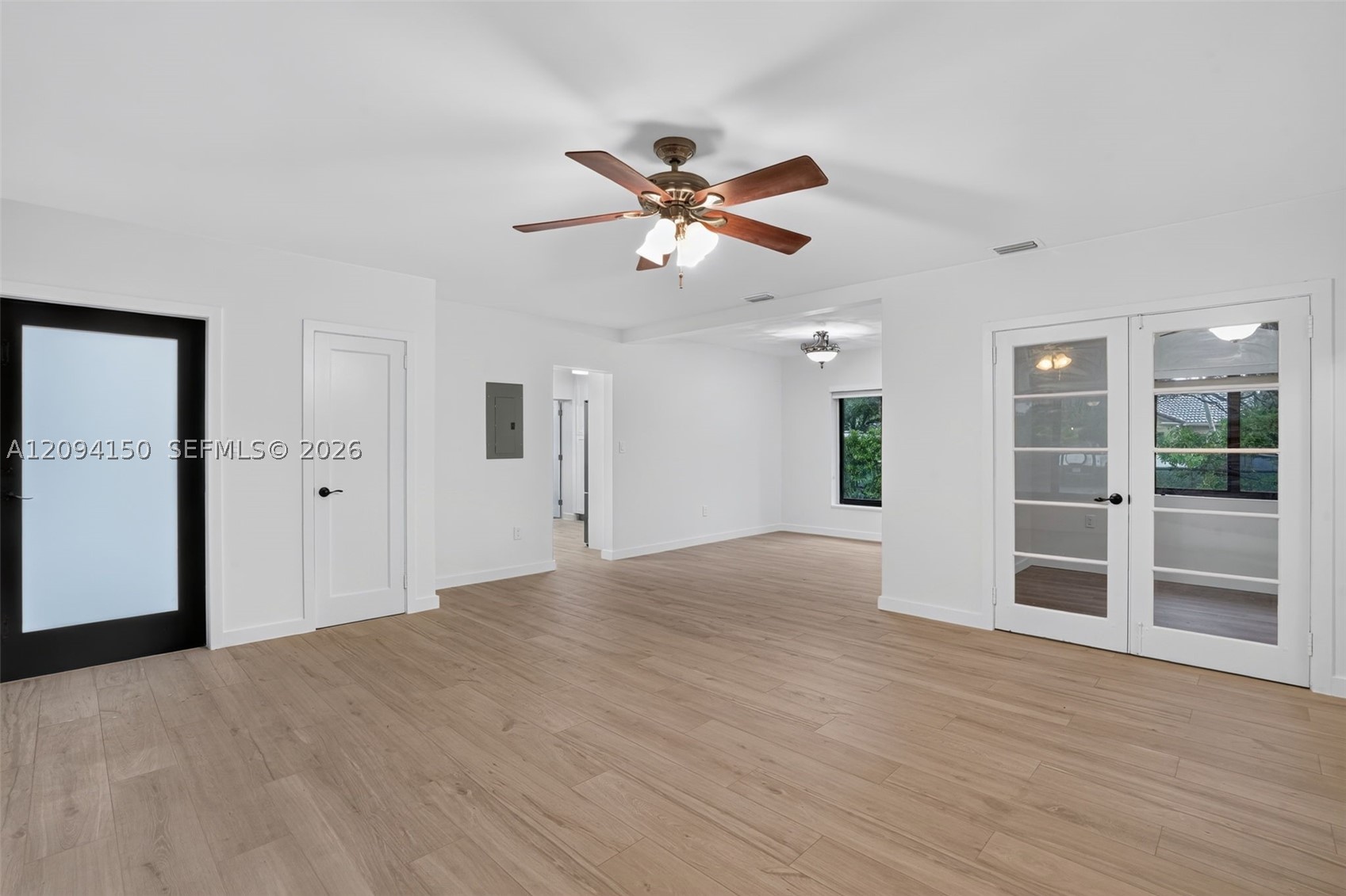 4547 SW 16th St Miami, FL 33134