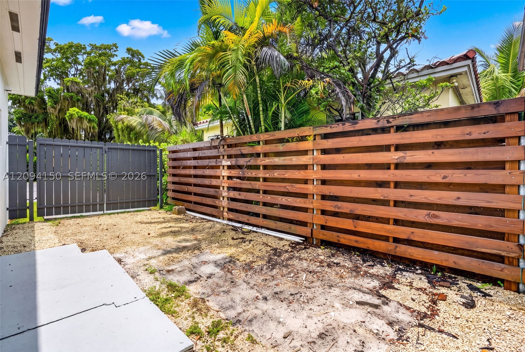 4547 SW 16th St Miami, FL 33134