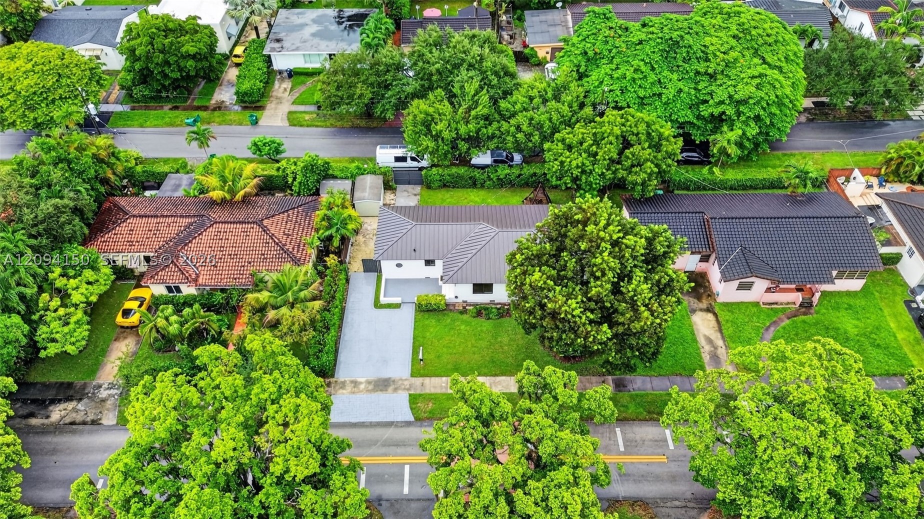 4547 SW 16th St Miami, FL 33134