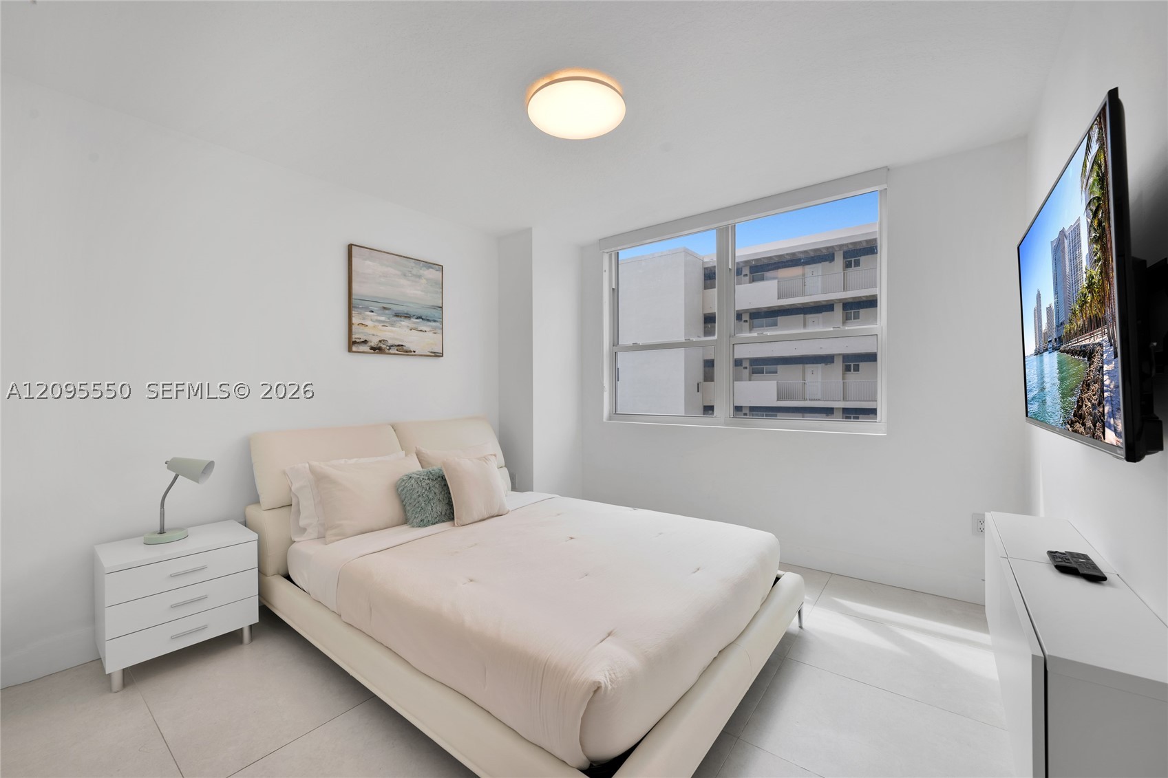image 2080 Ocean Drive13