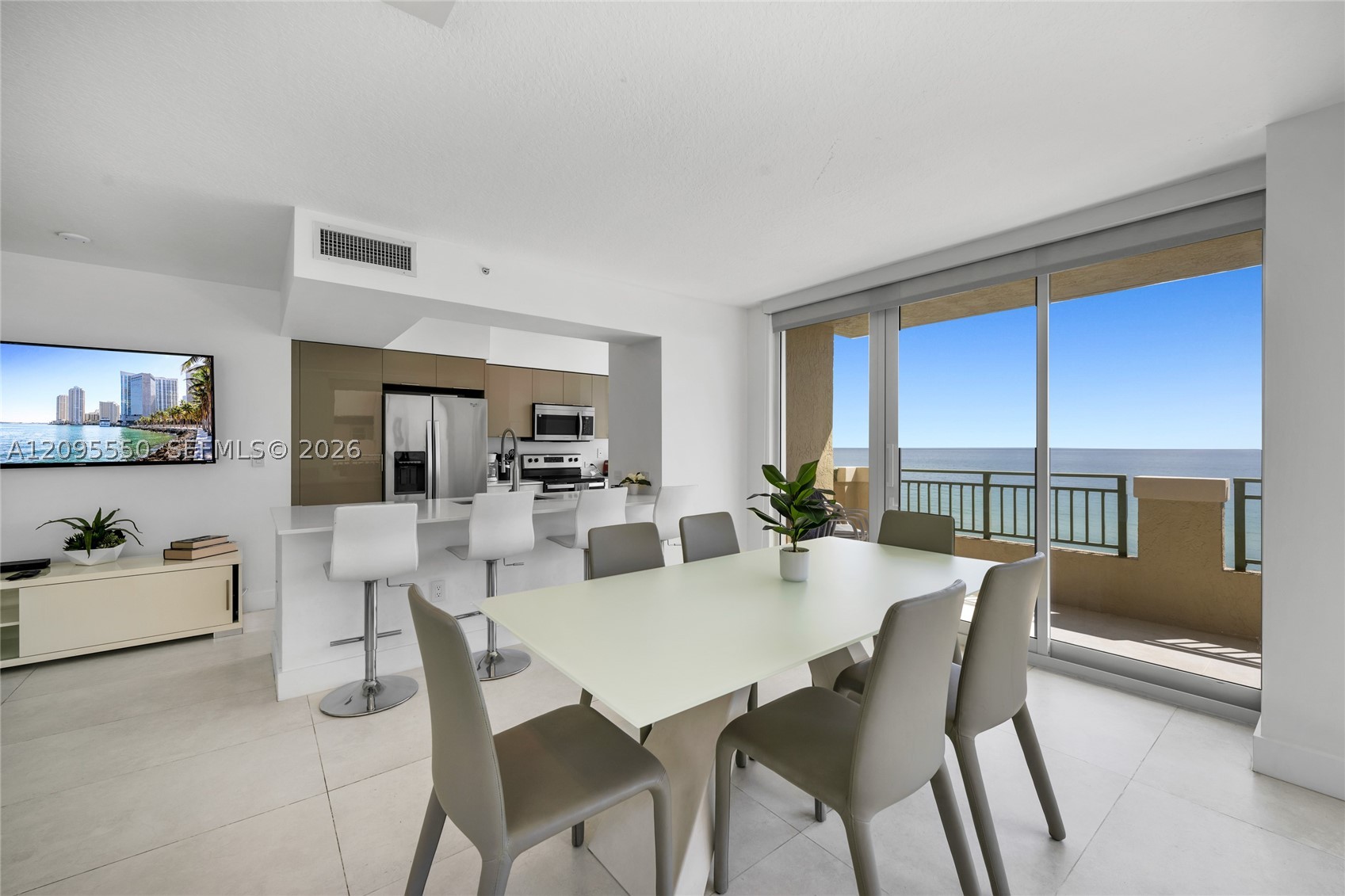 image 2080 Ocean Drive7