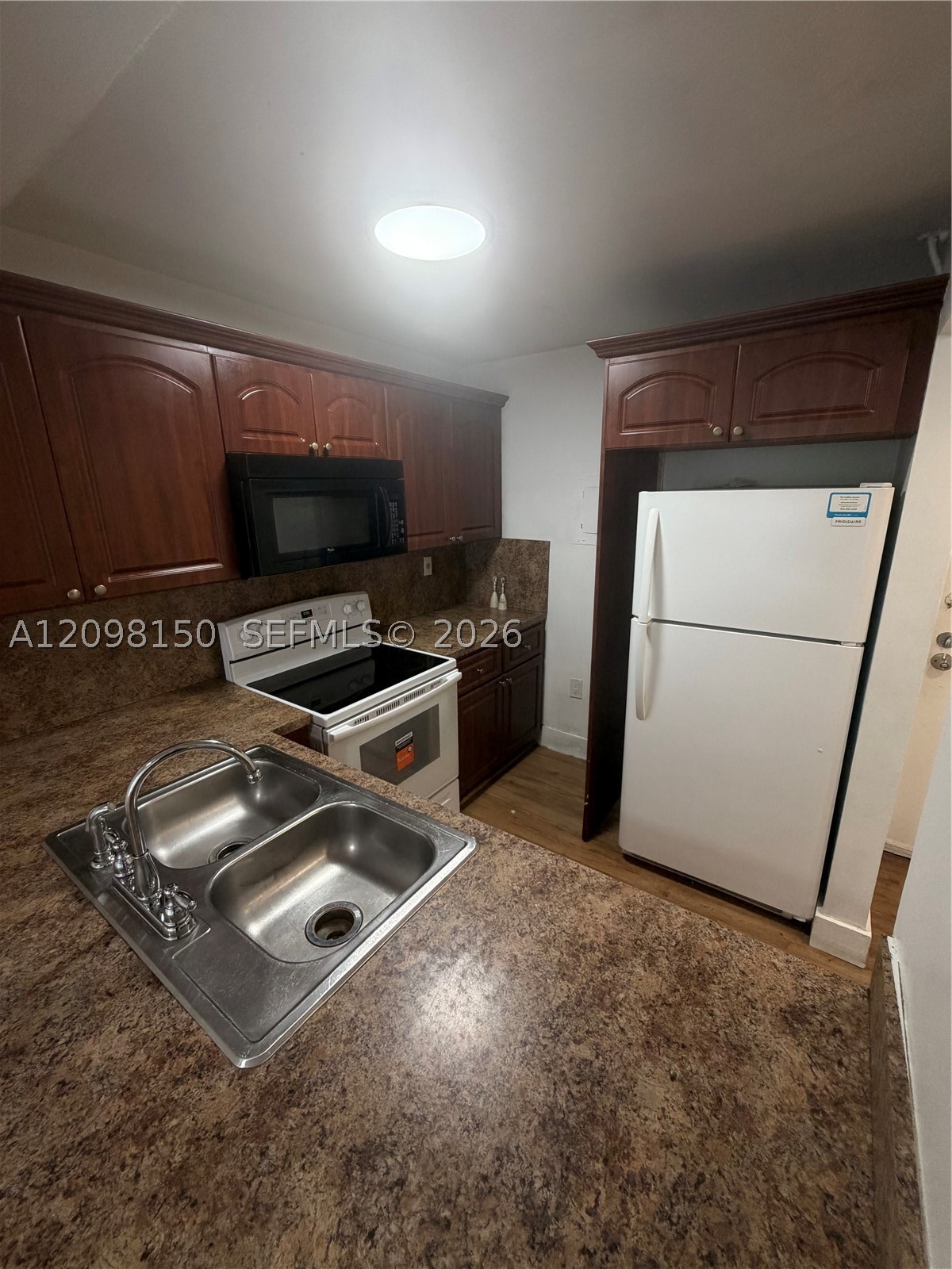 16465 NE 22nd Ave #412