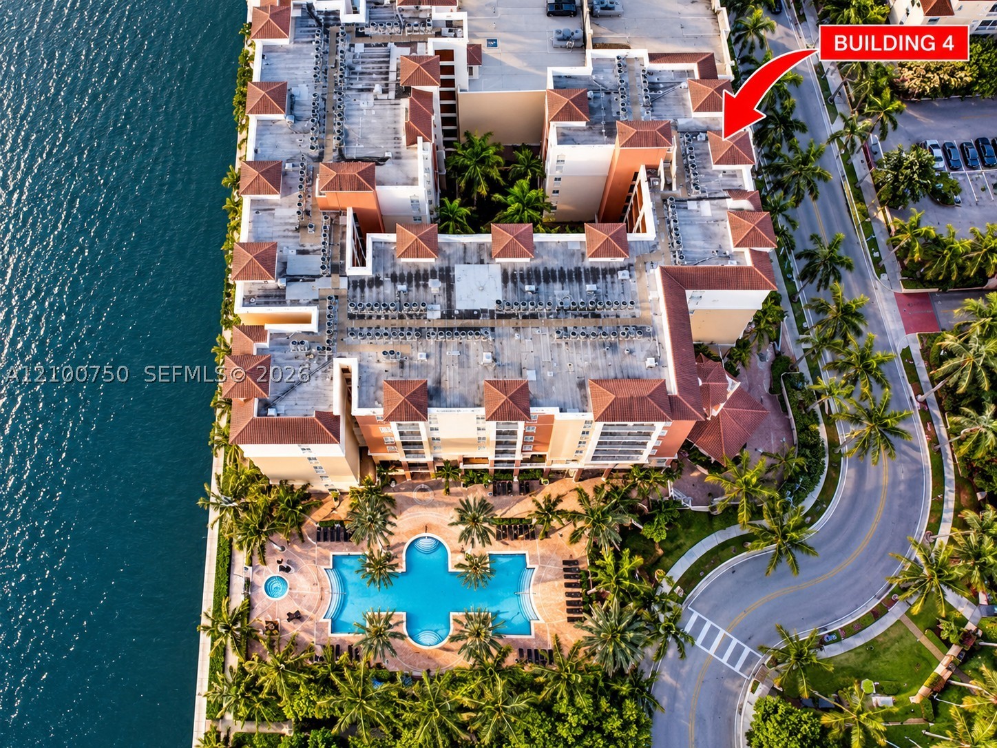image Porto Bellagio Condo26