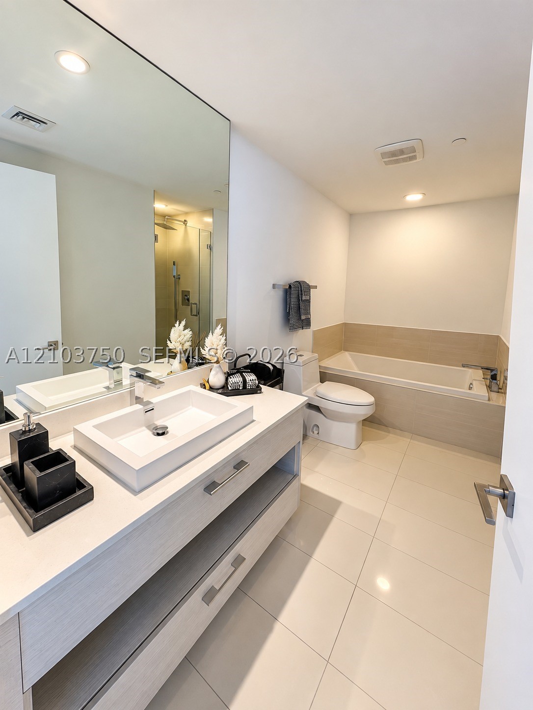 image Brickell Heights West10