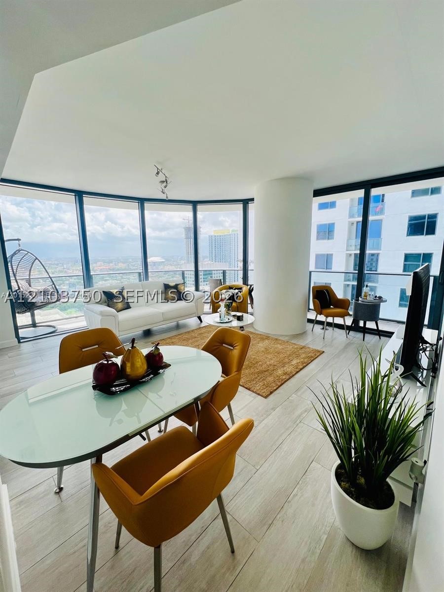 image Brickell Heights West7
