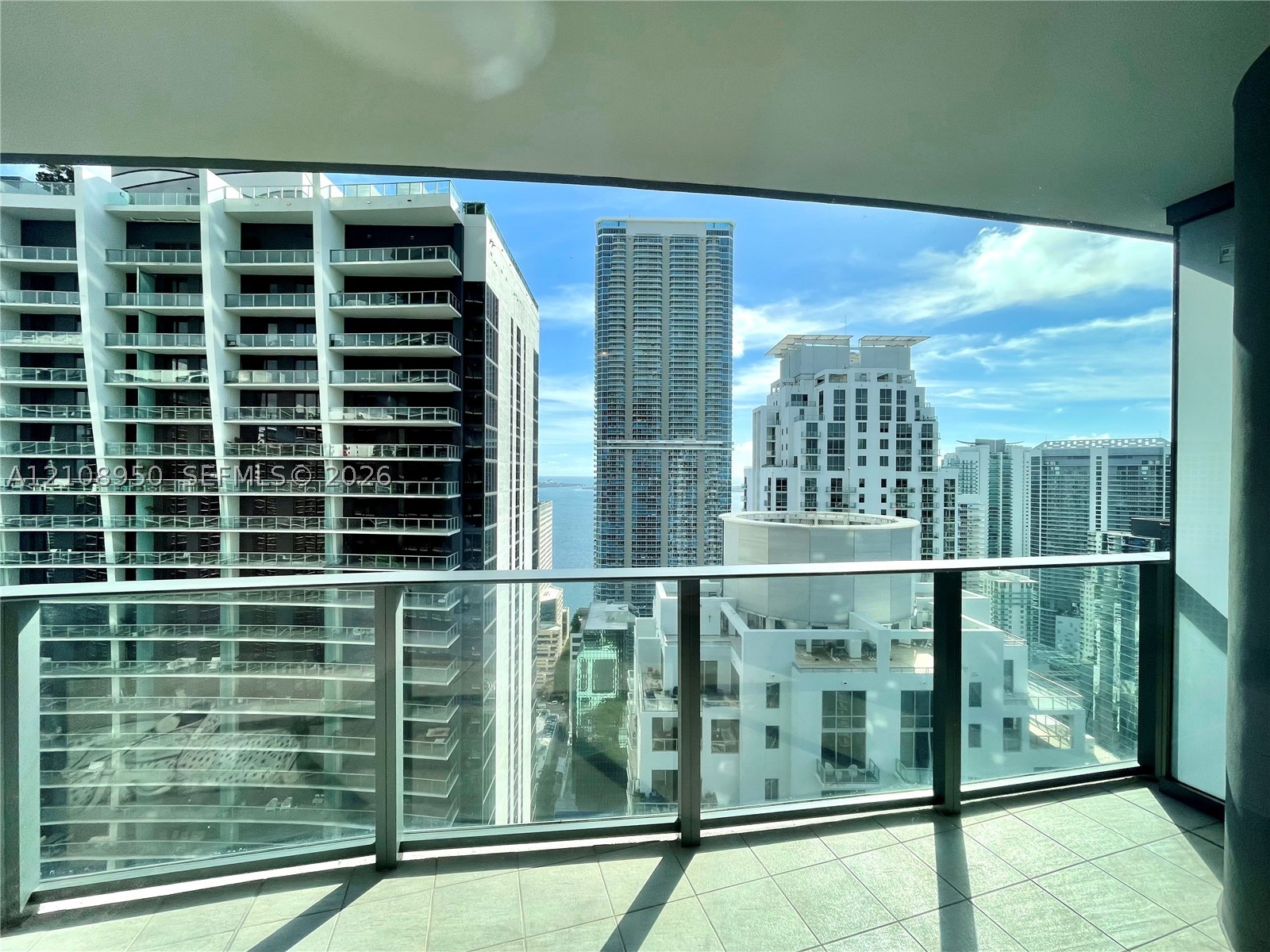1000 Brickell Plz #4303 Miami, FL 33131