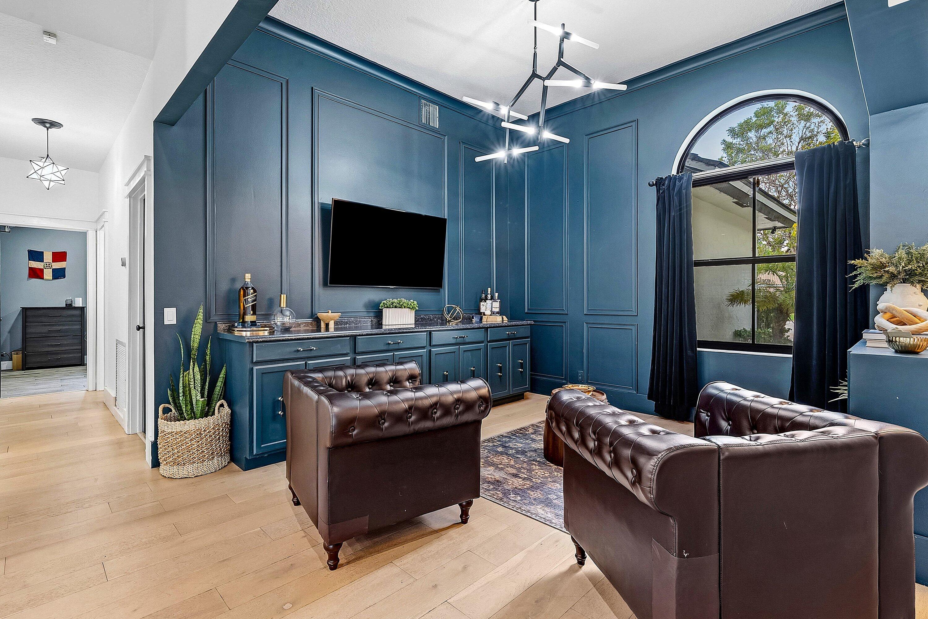 4447 NW 82nd Coral Springs, FL 33065