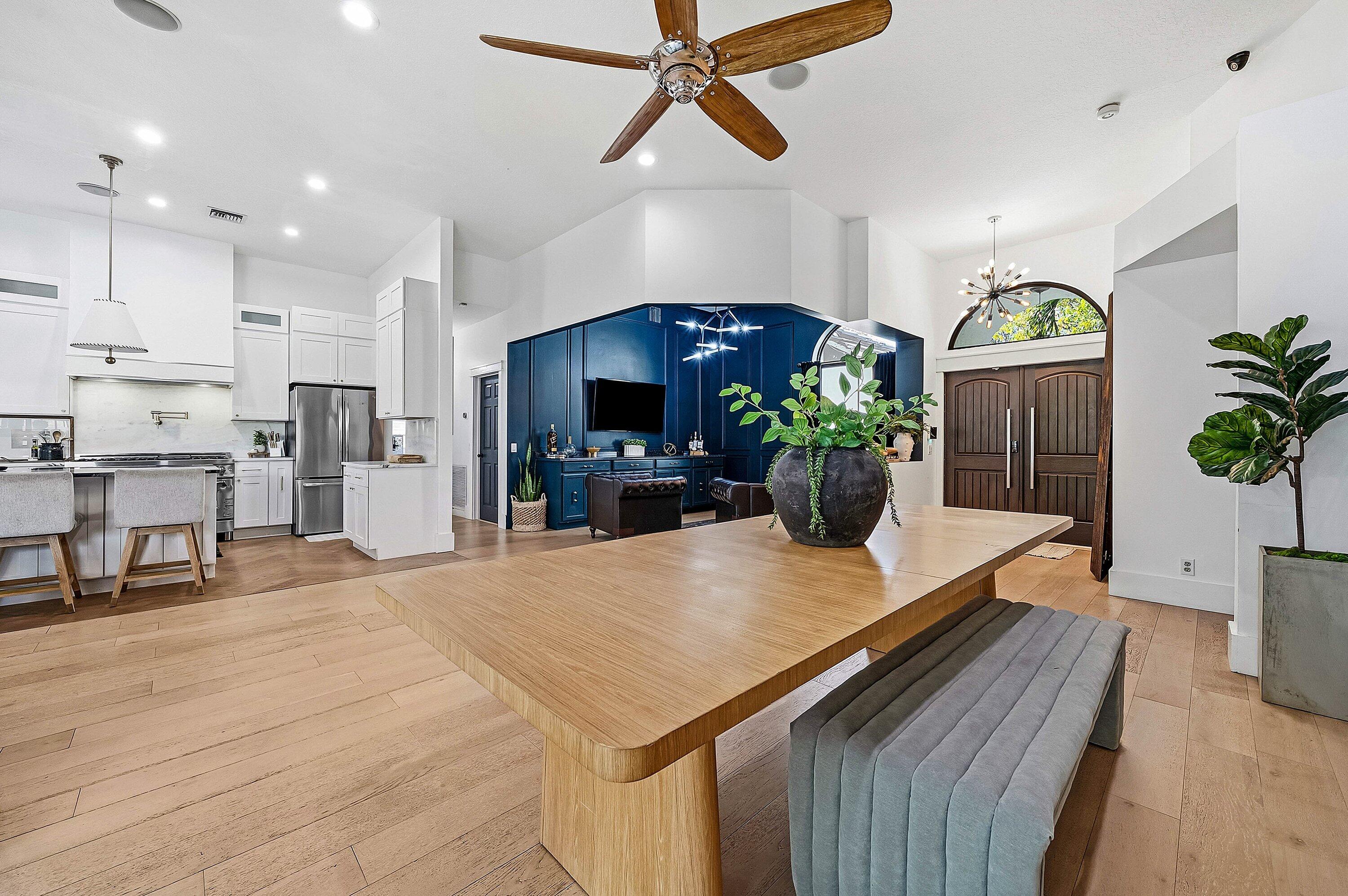 4447 NW 82nd Coral Springs, FL 33065