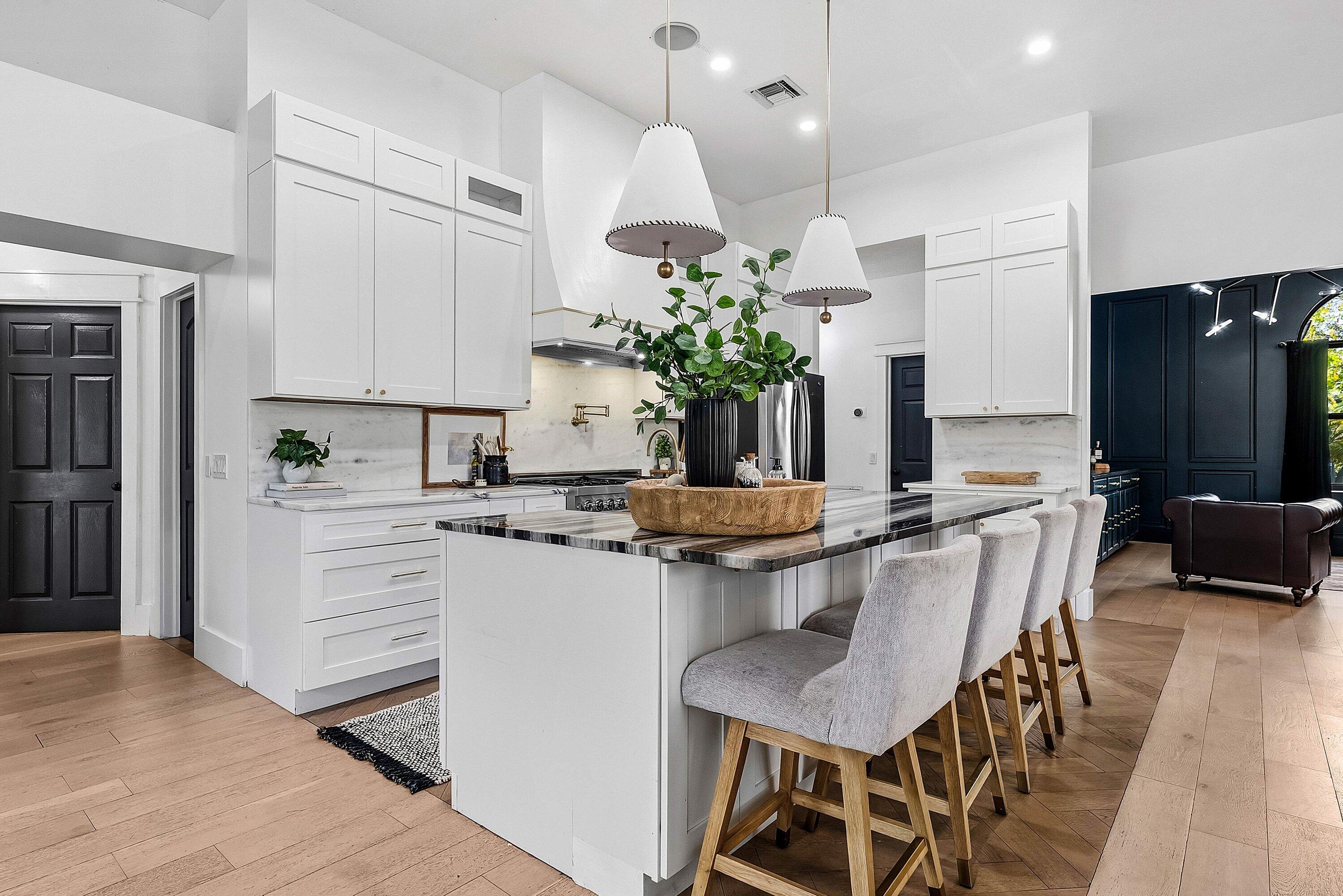 4447 NW 82nd Coral Springs, FL 33065