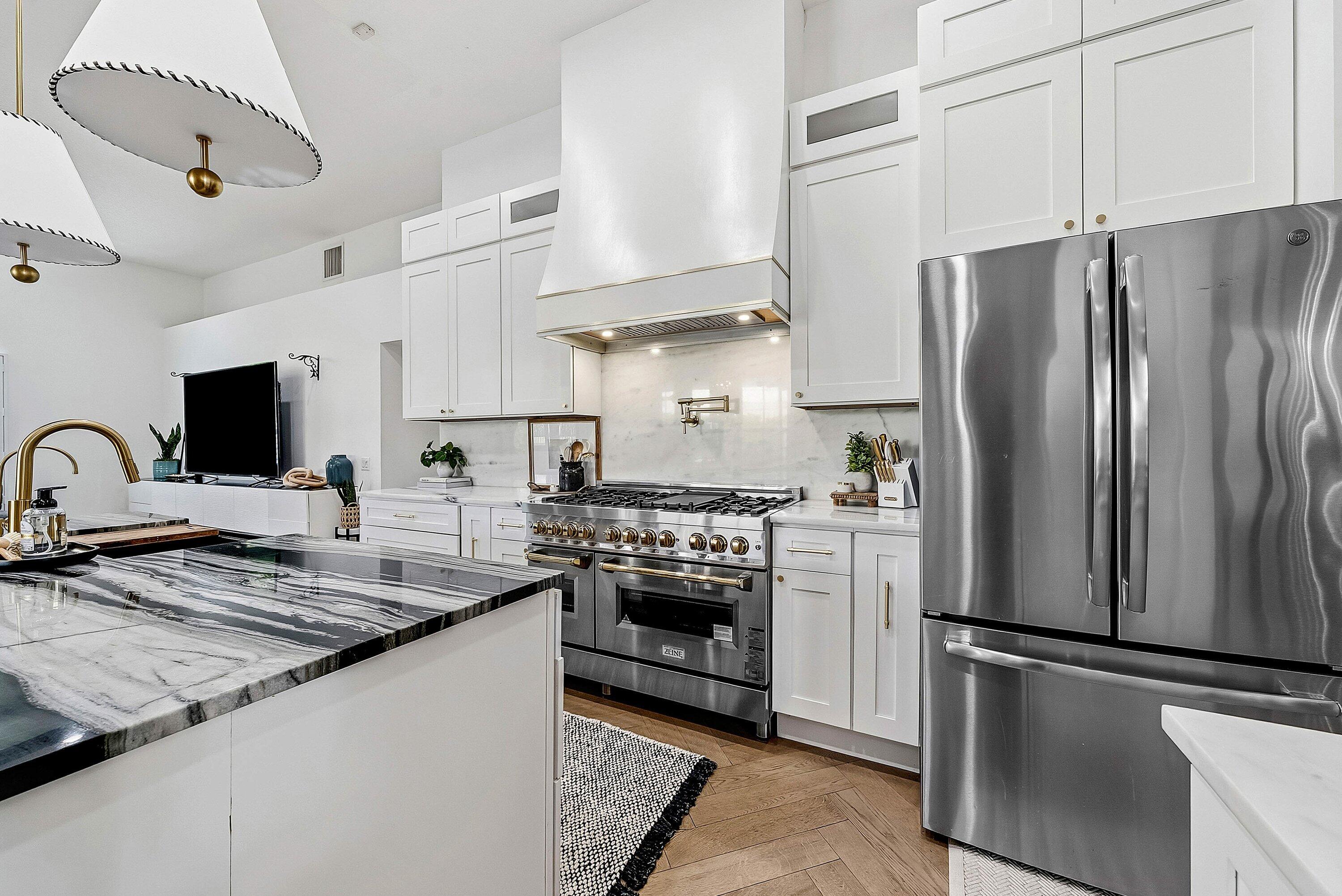 4447 NW 82nd Coral Springs, FL 33065