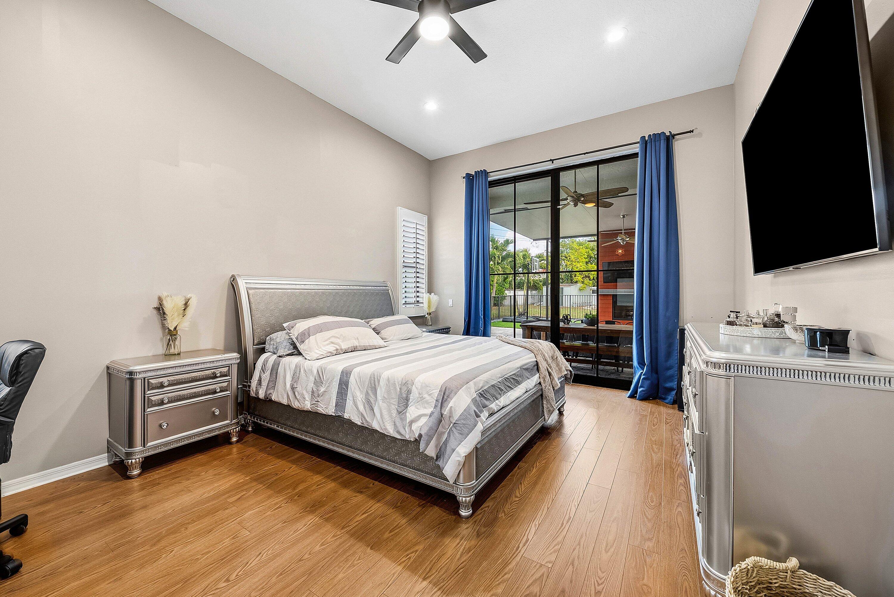 4447 NW 82nd Coral Springs, FL 33065