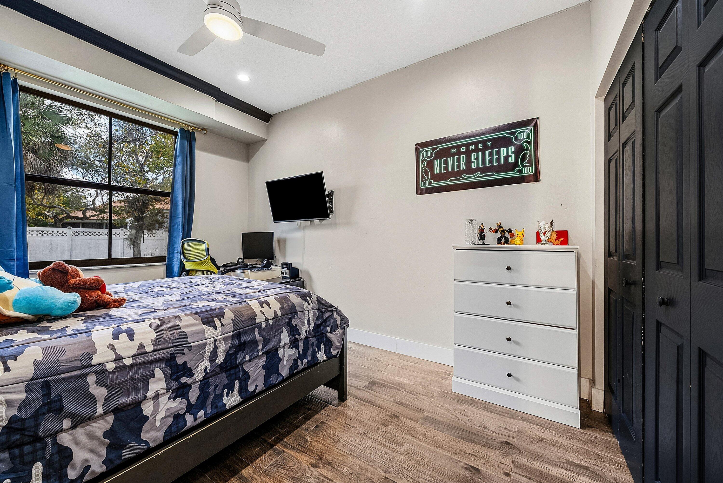 4447 NW 82nd Coral Springs, FL 33065