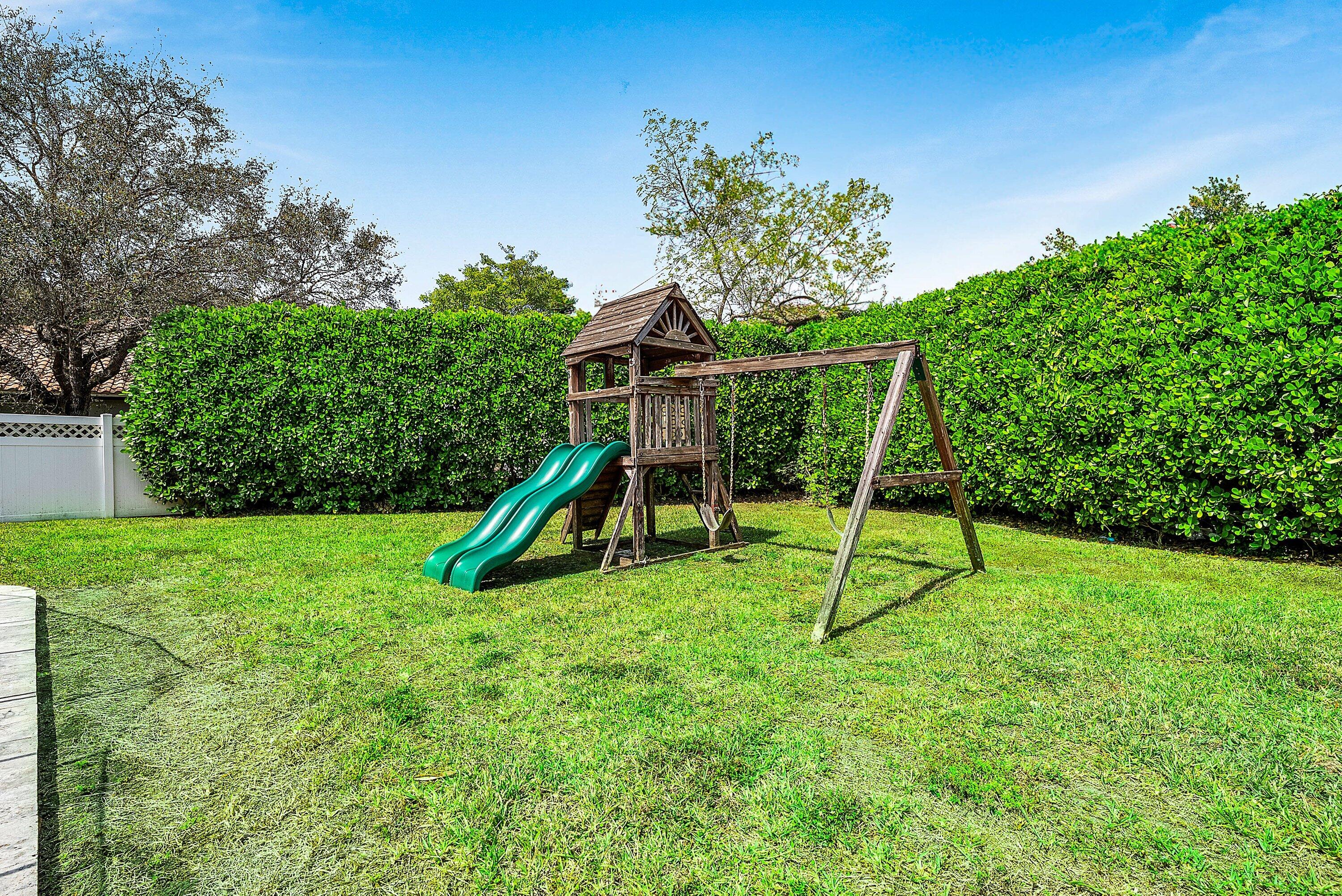 4447 NW 82nd Coral Springs, FL 33065