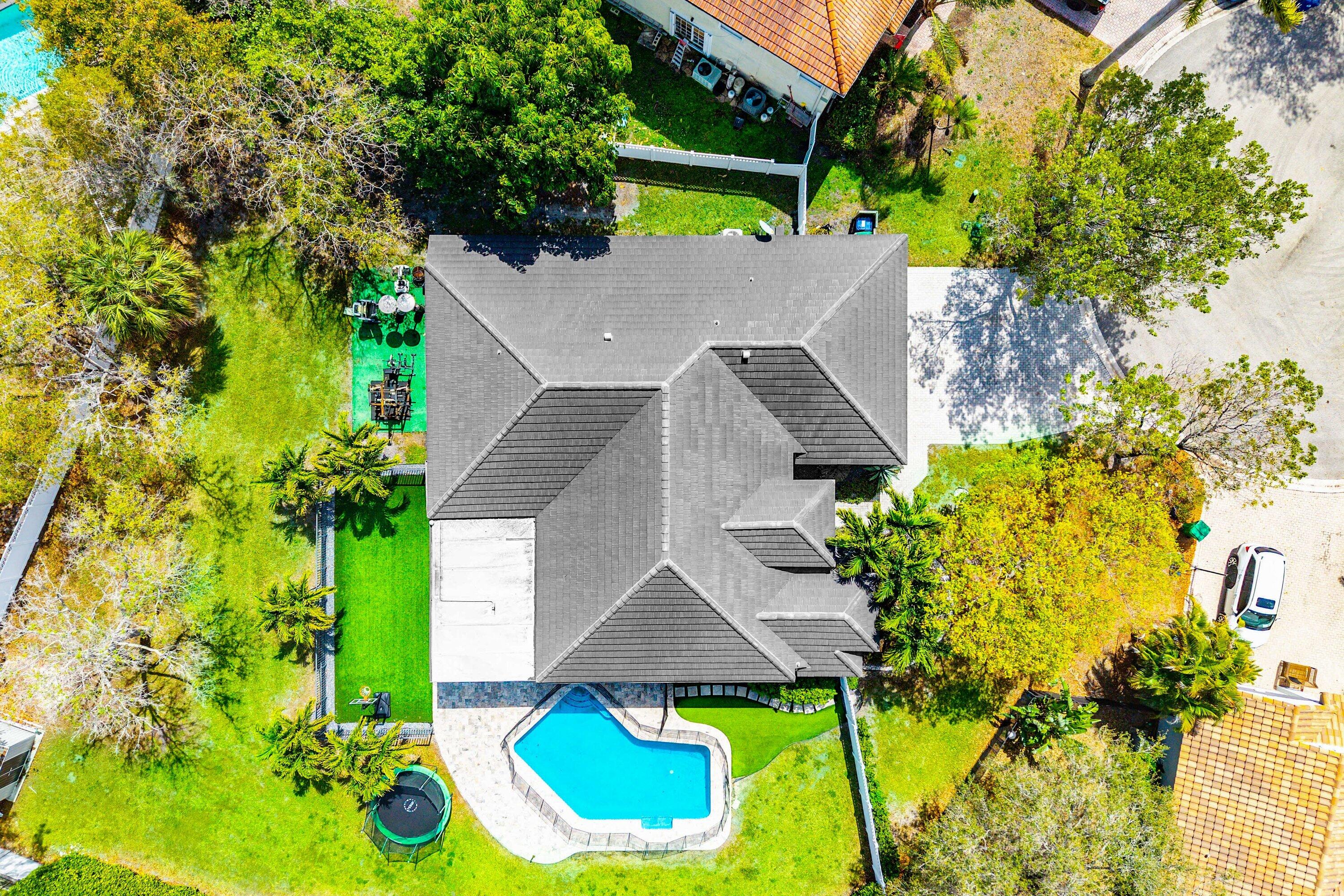 4447 NW 82nd Coral Springs, FL 33065