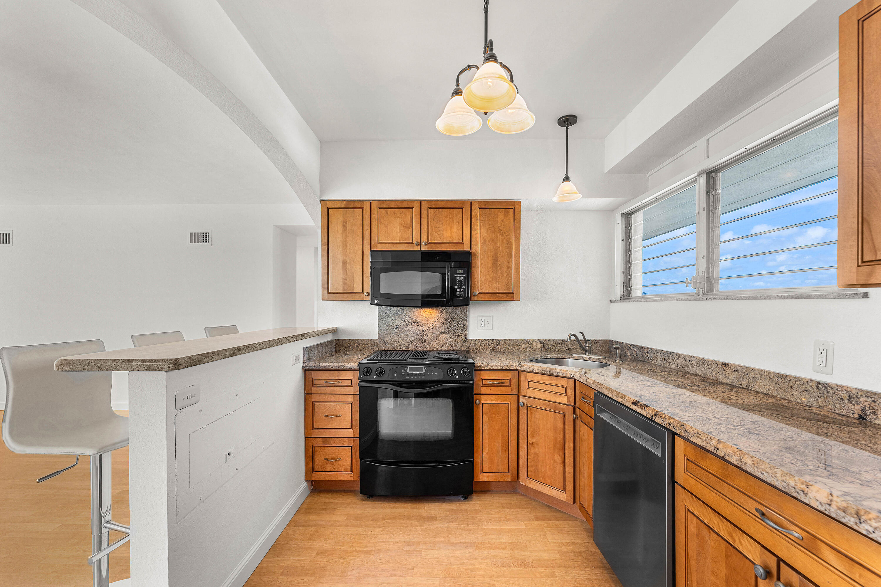 1900 S Ocean #702 Fort Lauderdale, FL 33316