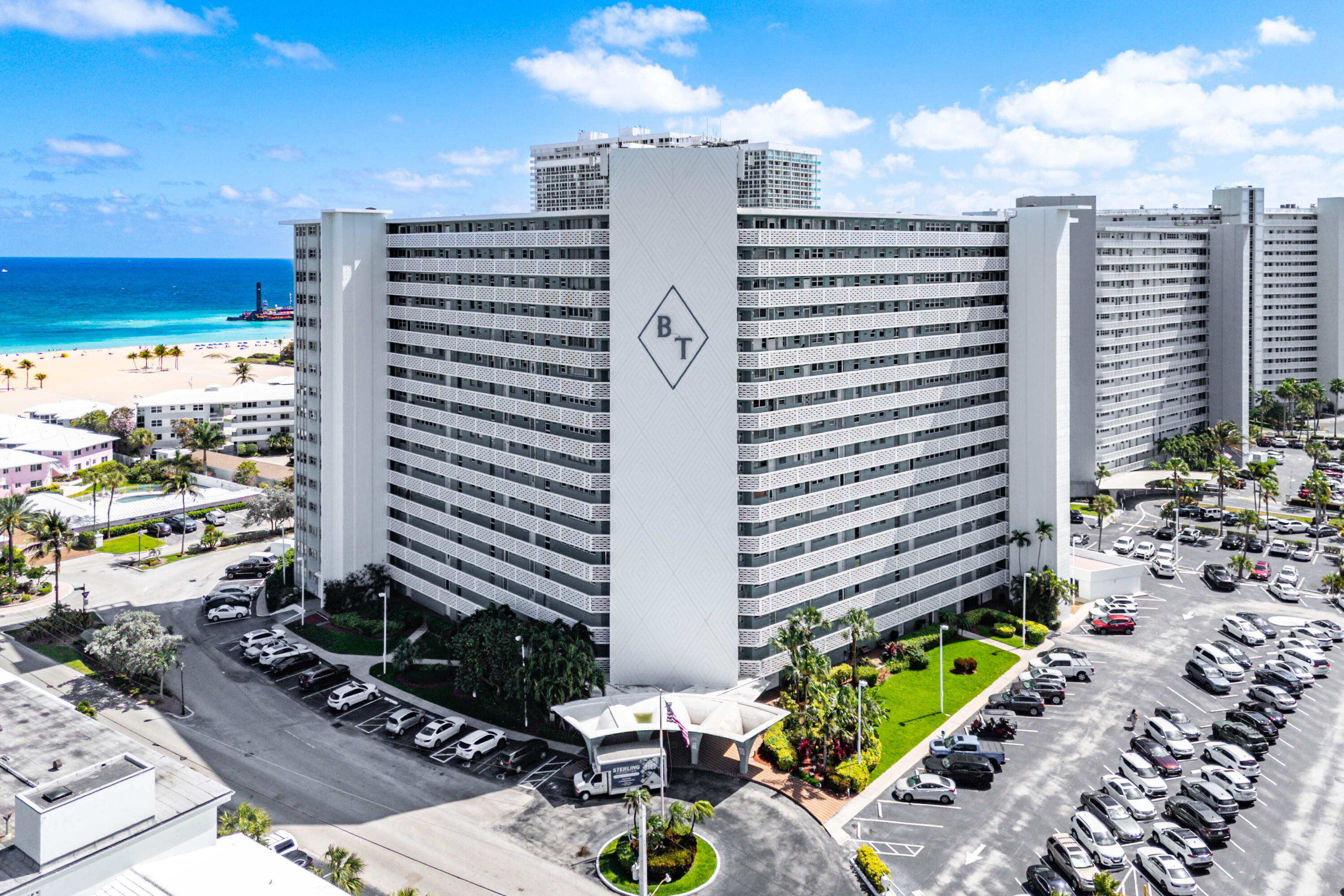 1900 S Ocean #702 Fort Lauderdale, FL 33316