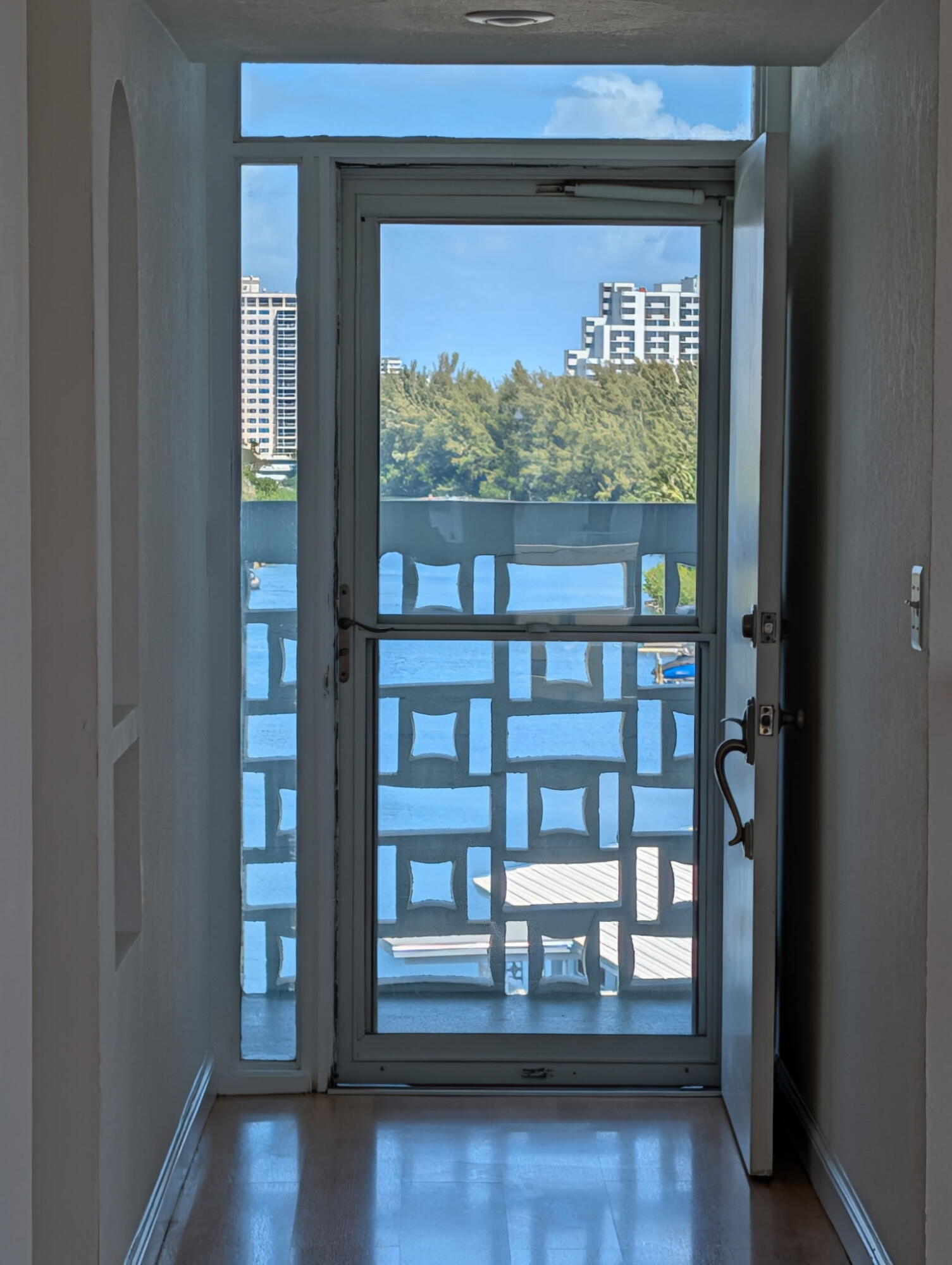 1900 S Ocean #702 Fort Lauderdale, FL 33316