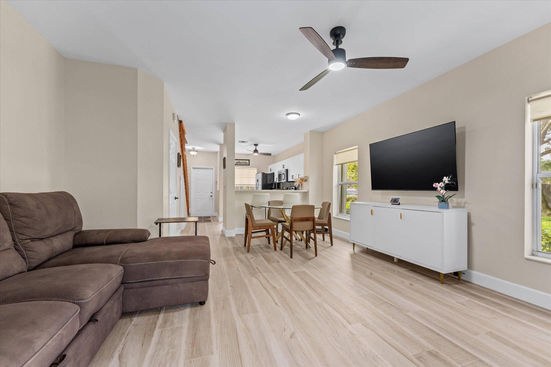 238 SW 122nd Pembroke Pines, FL 33025