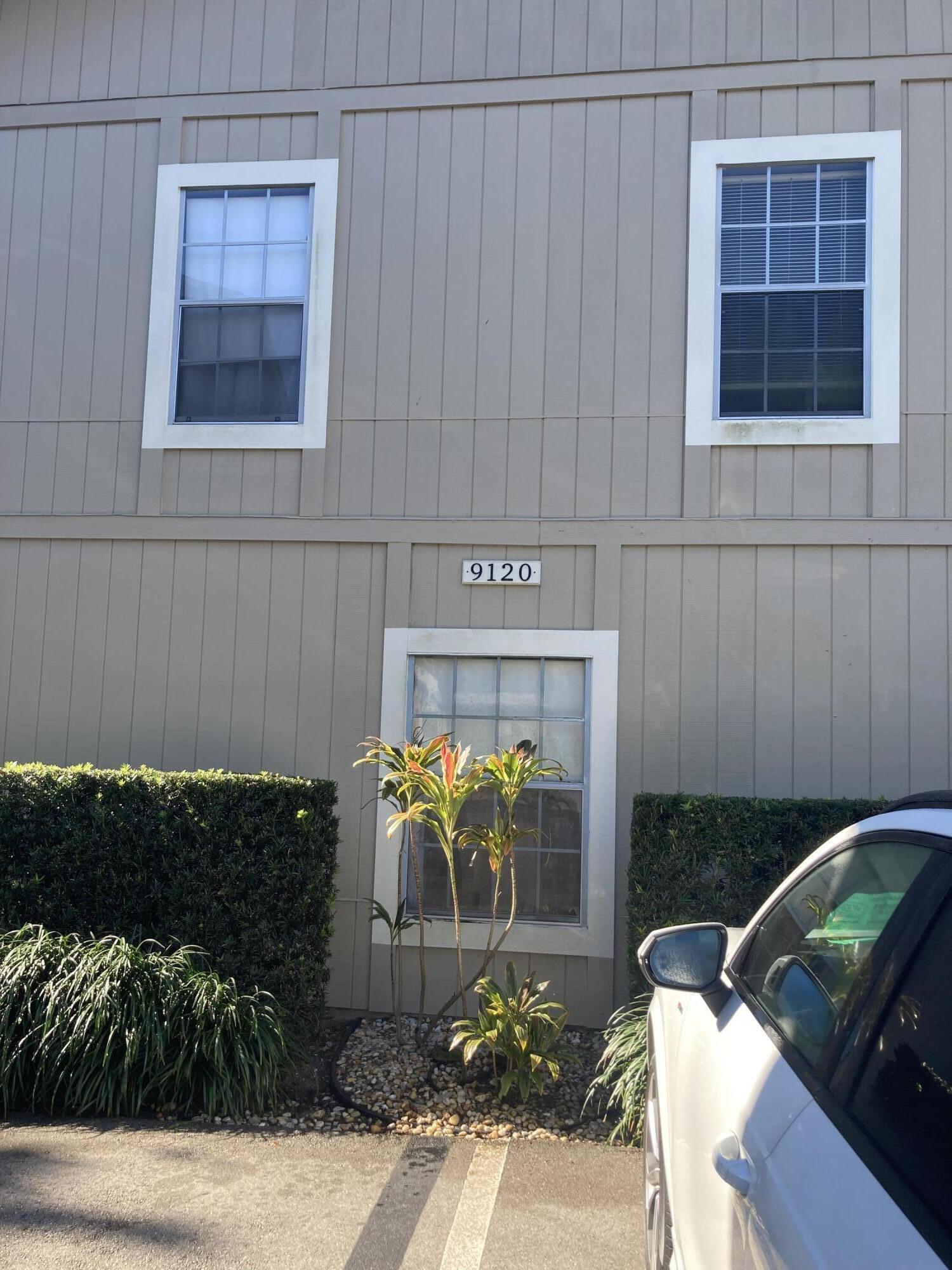 Undisclosed Address Tequesta, FL 33469