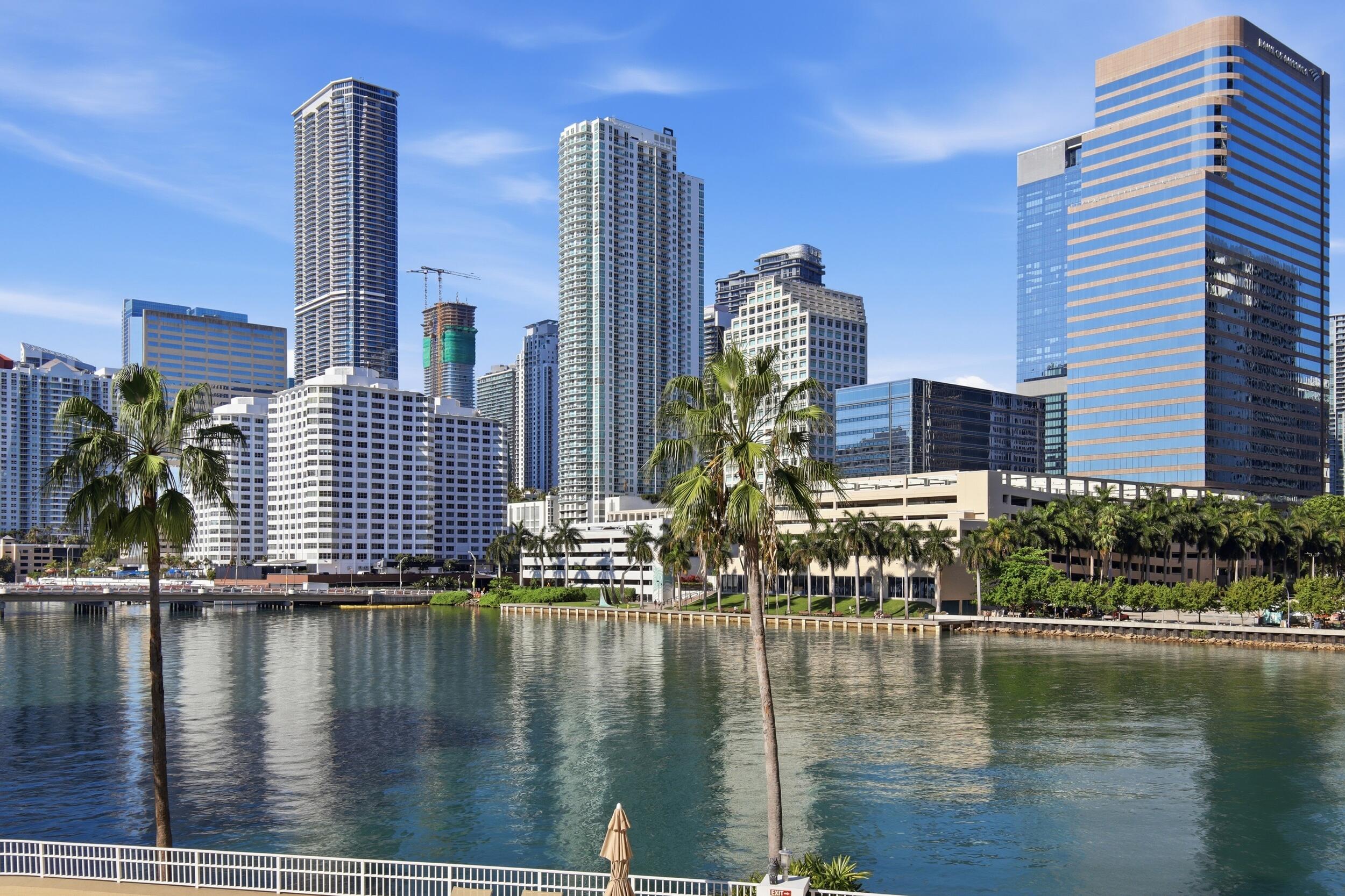 701 Brickell Key #610 Miami, FL 33131