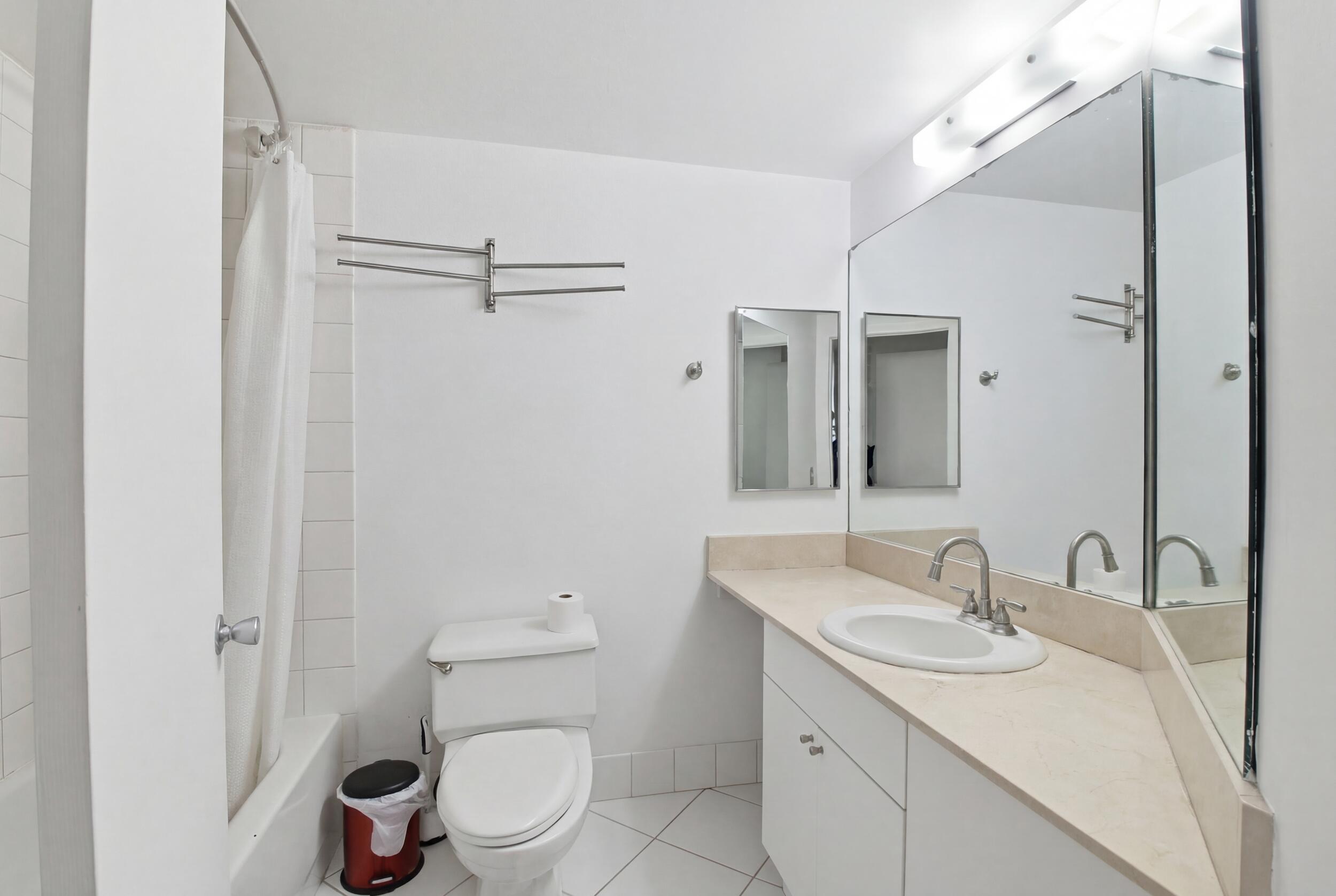 701 Brickell Key #610 Miami, FL 33131