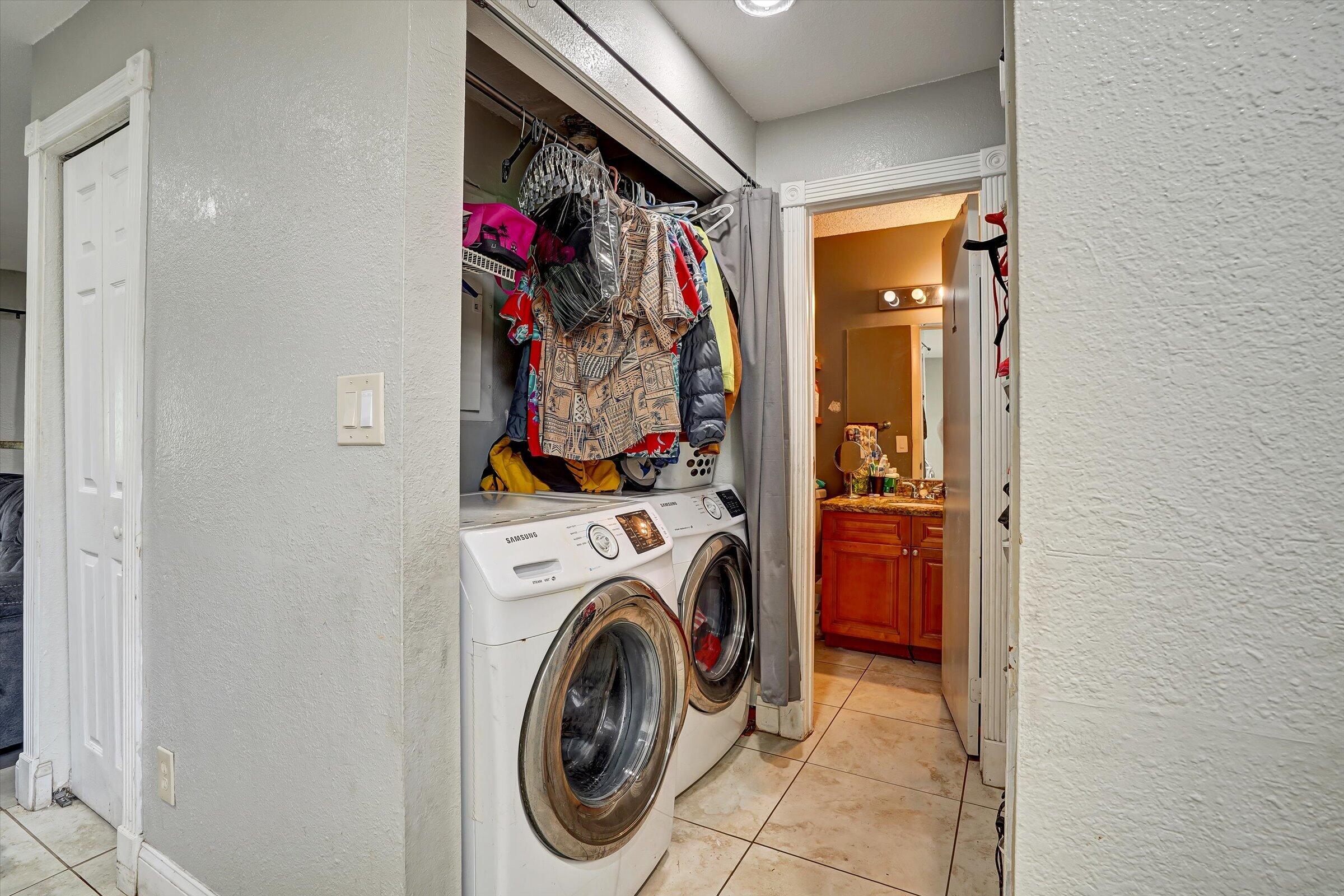 10723 NW 11th #10723 Pembroke Pines, FL 33026