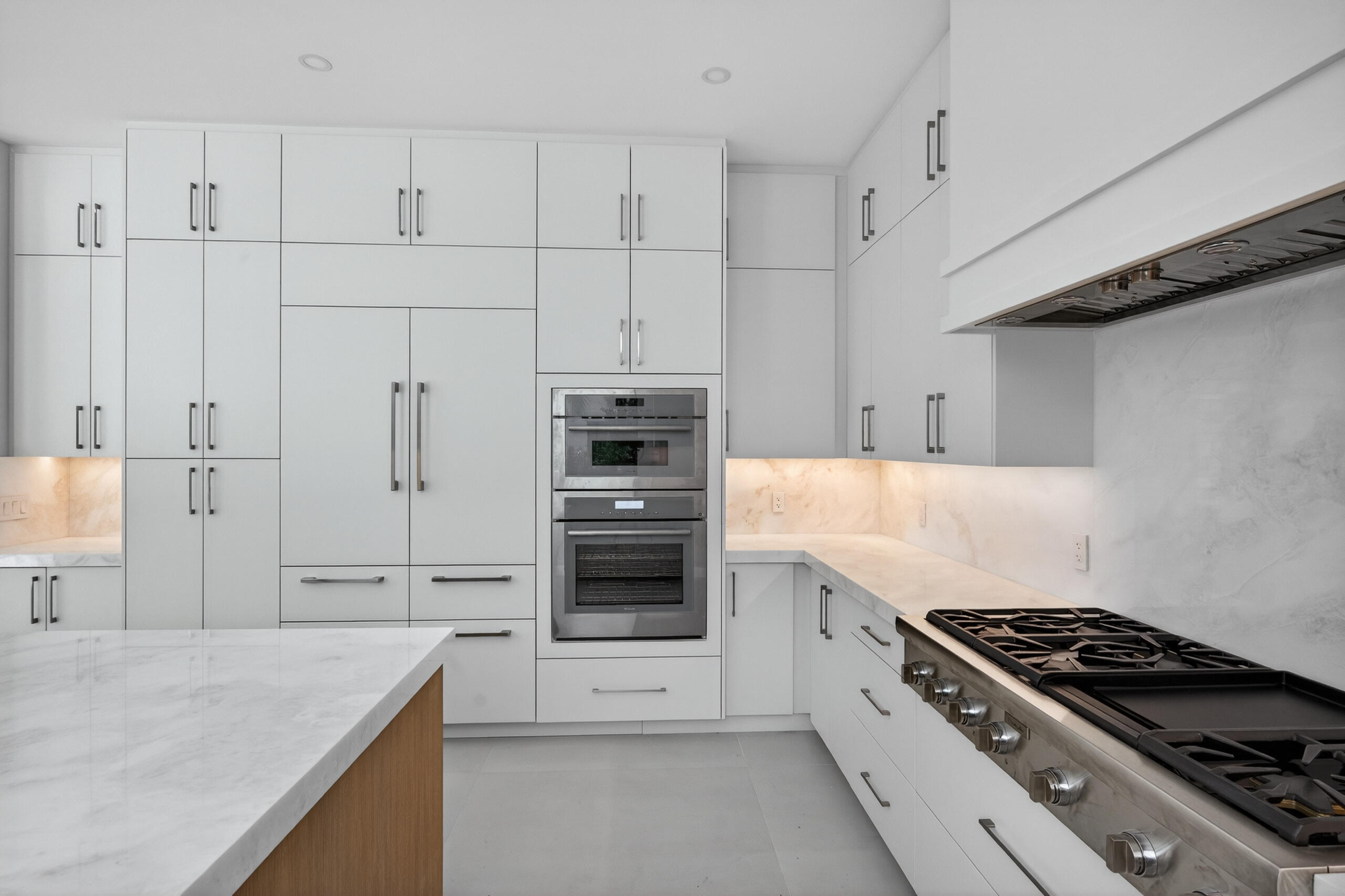 1550 Ponce De Leon Fort Lauderdale, FL 33316