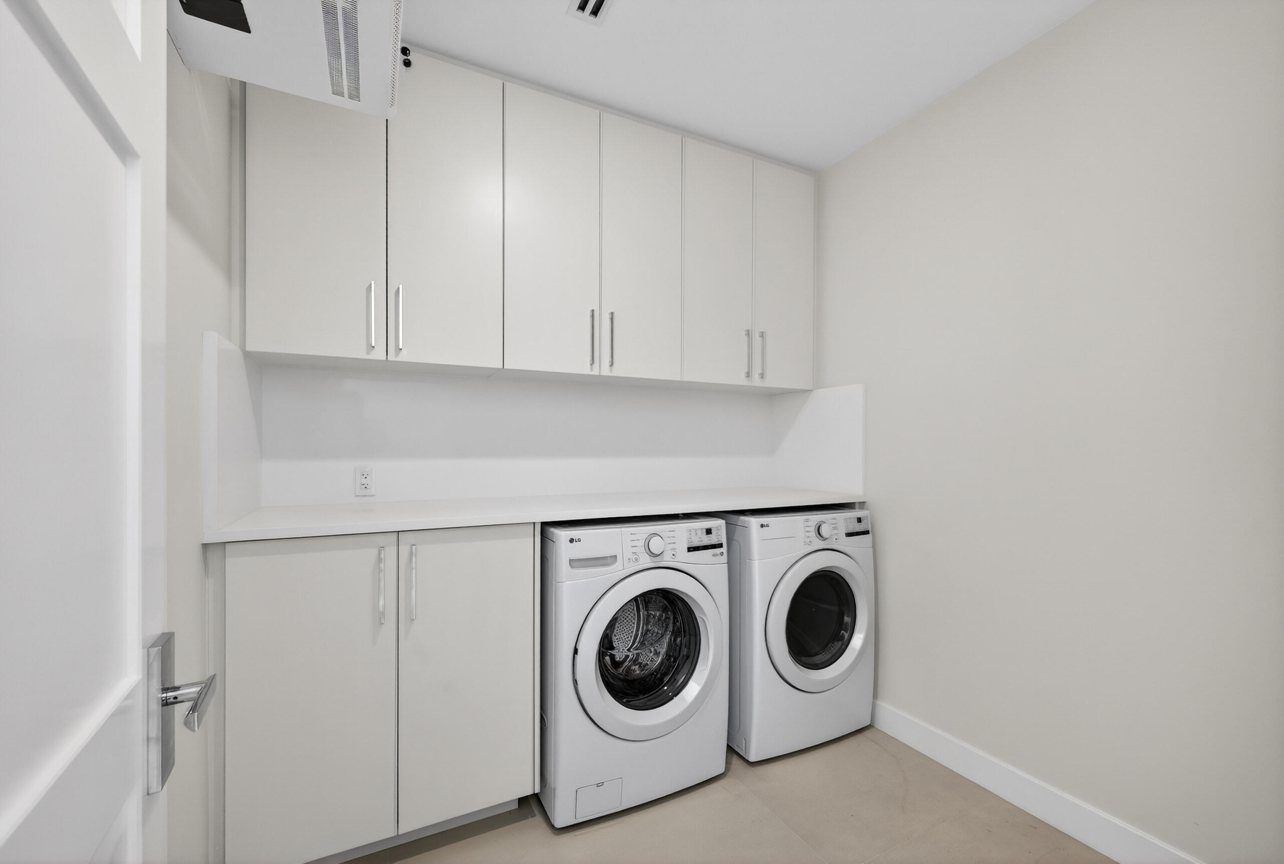 1550 Ponce De Leon Fort Lauderdale, FL 33316