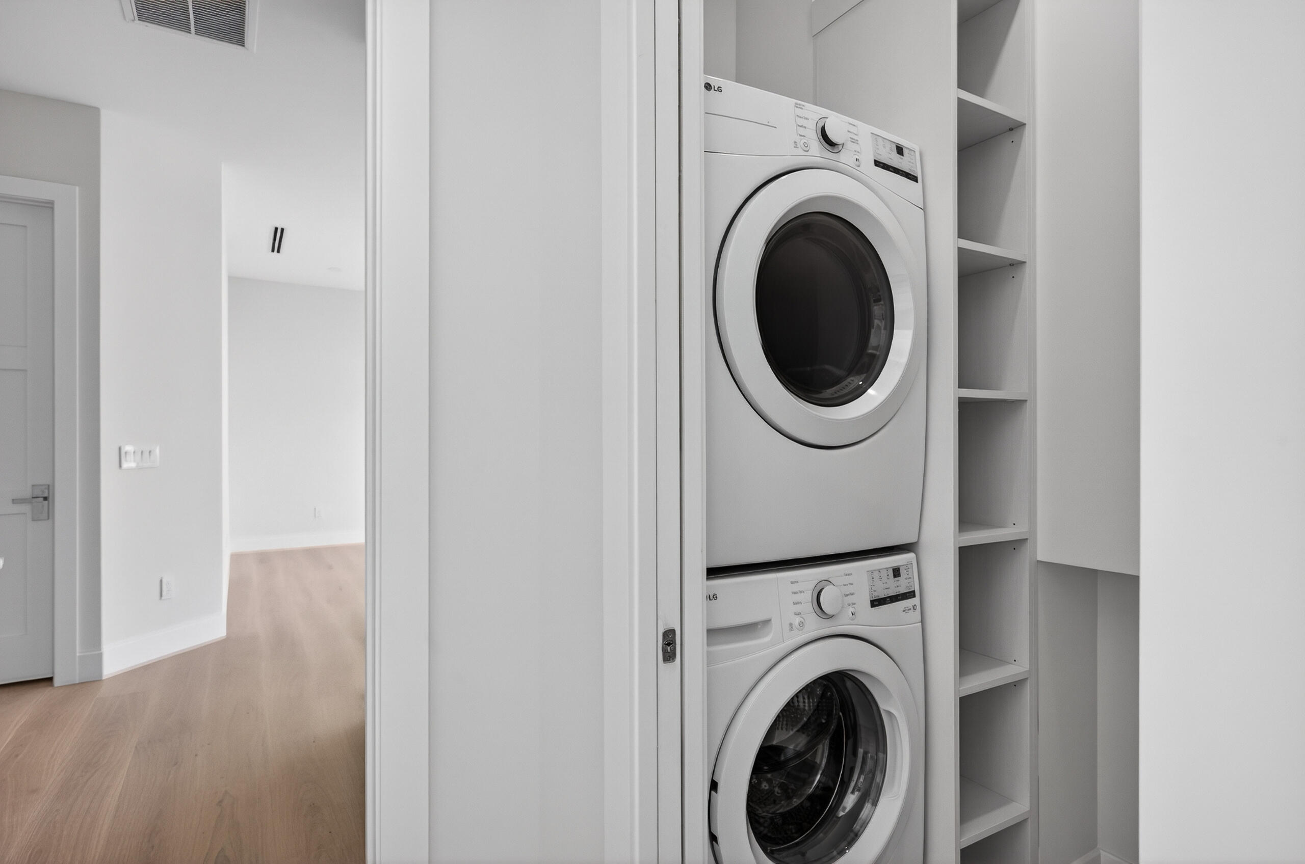 1550 Ponce De Leon Fort Lauderdale, FL 33316