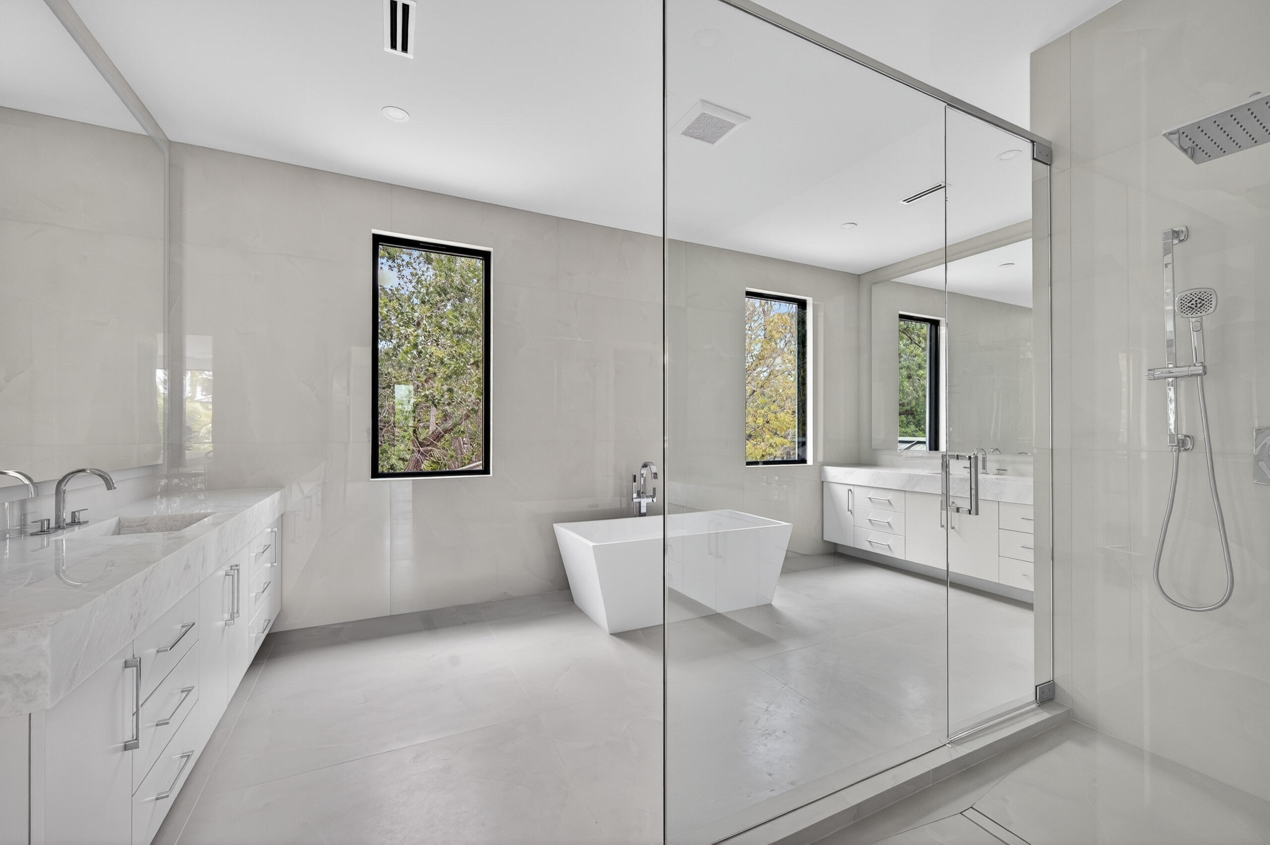 1550 Ponce De Leon Fort Lauderdale, FL 33316