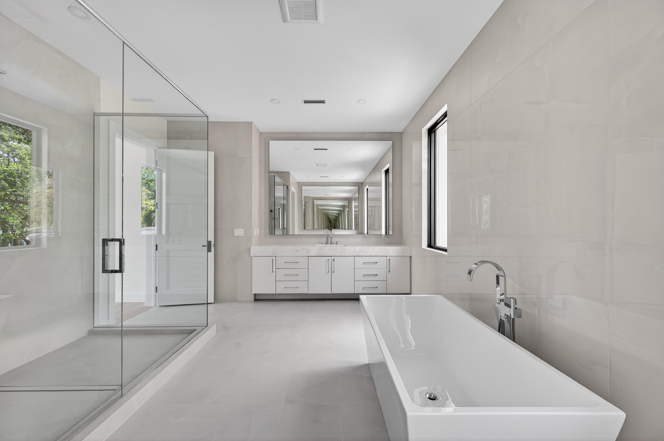 1550 Ponce De Leon Fort Lauderdale, FL 33316