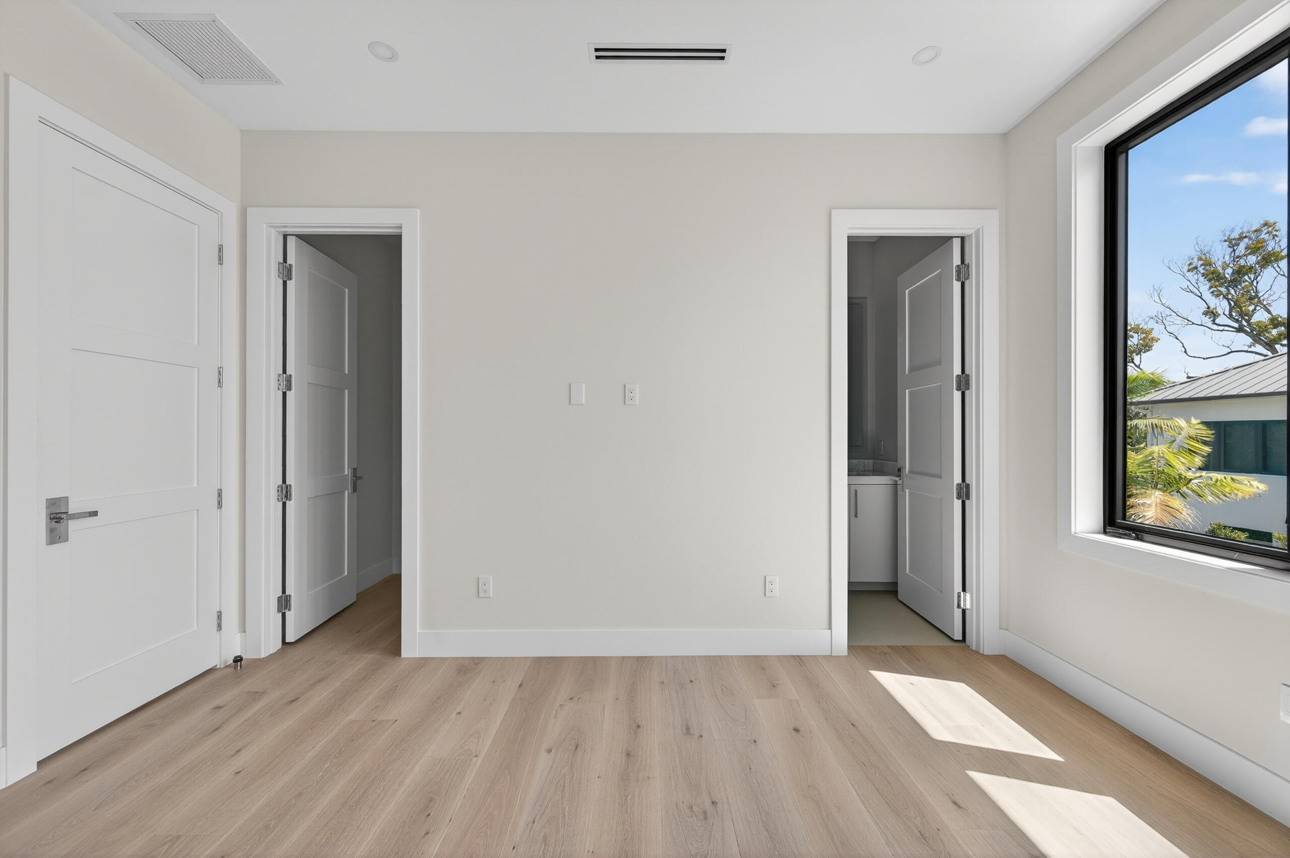 1550 Ponce De Leon Fort Lauderdale, FL 33316