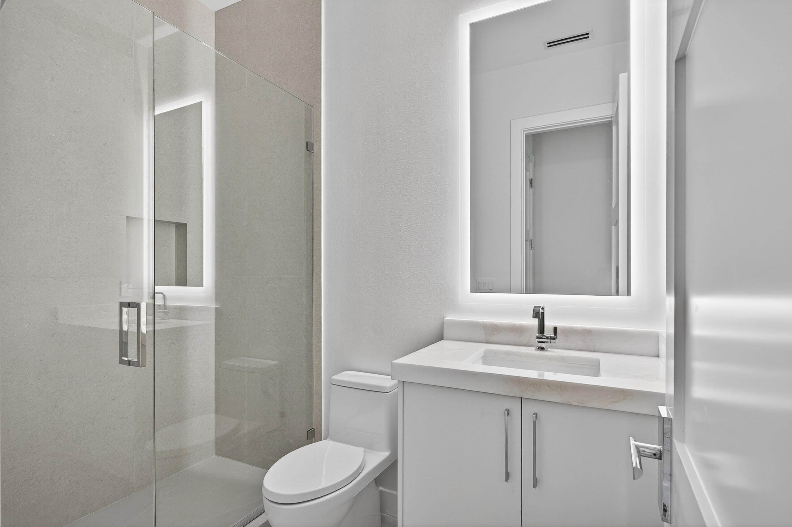 1550 Ponce De Leon Fort Lauderdale, FL 33316