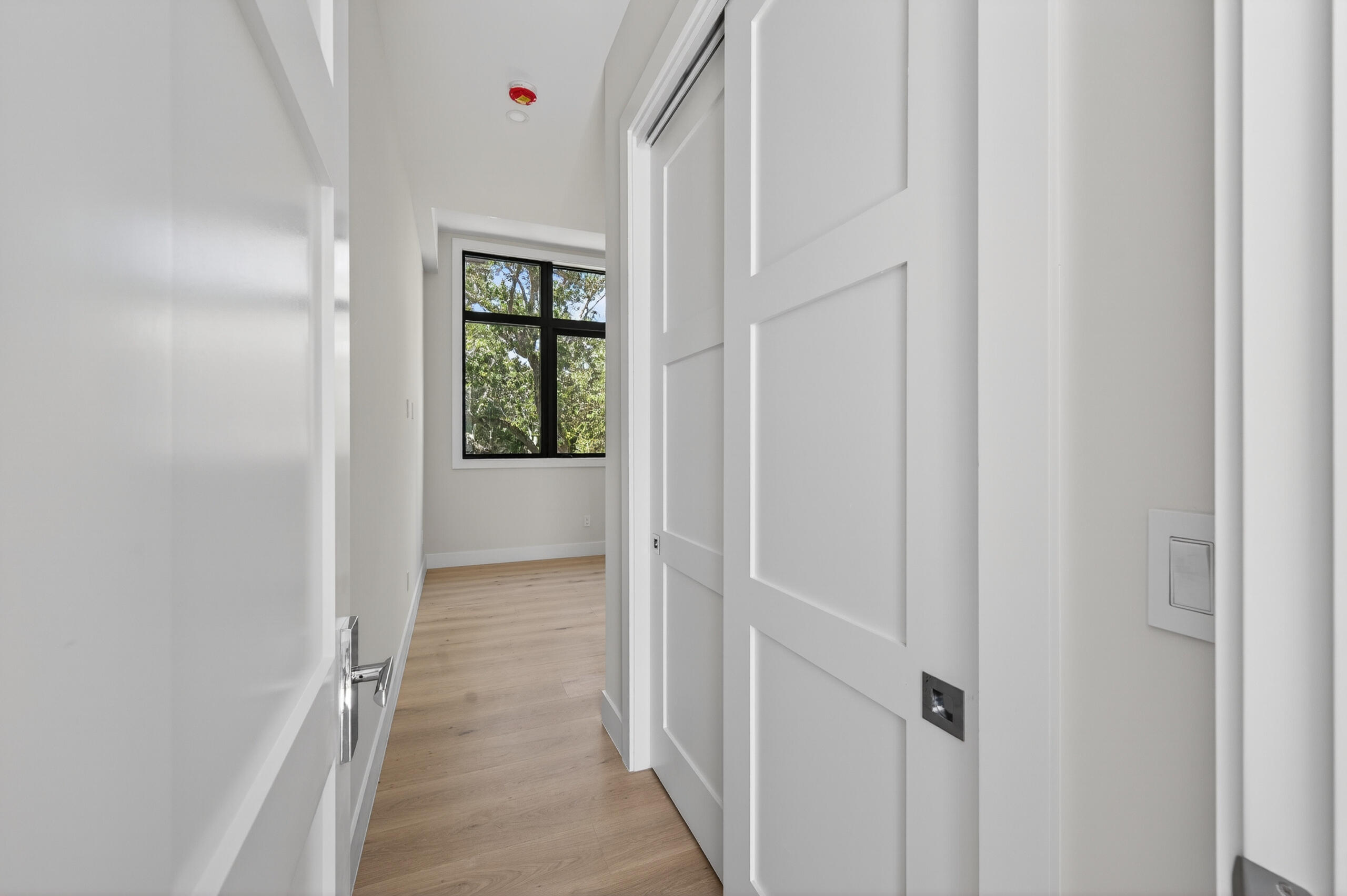 1550 Ponce De Leon Fort Lauderdale, FL 33316