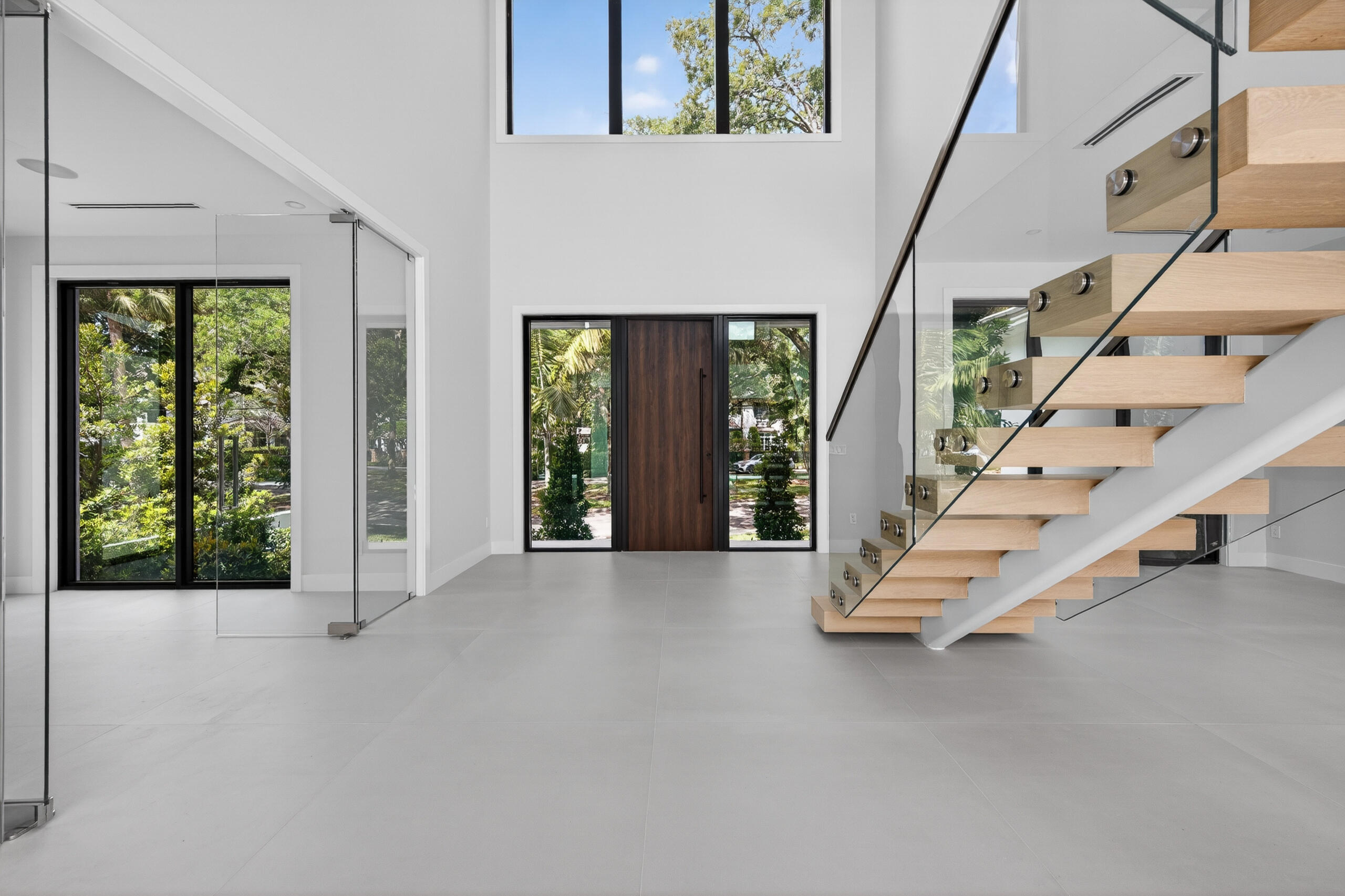 1550 Ponce De Leon Fort Lauderdale, FL 33316