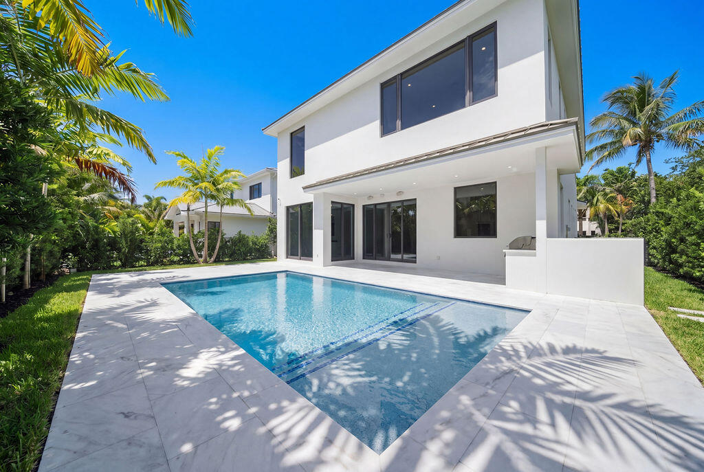 1550 Ponce De Leon Fort Lauderdale, FL 33316