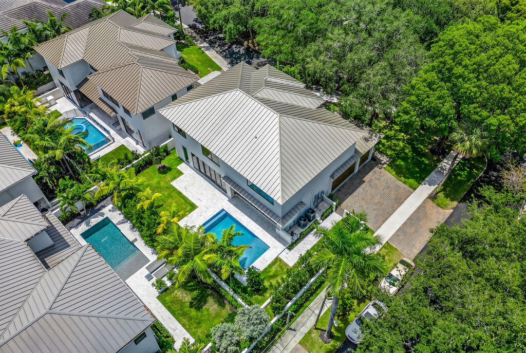 1550 Ponce De Leon Fort Lauderdale, FL 33316