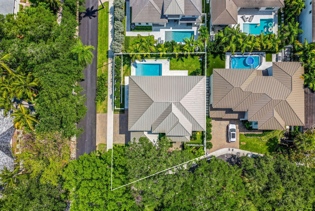 1550 Ponce De Leon Fort Lauderdale, FL 33316