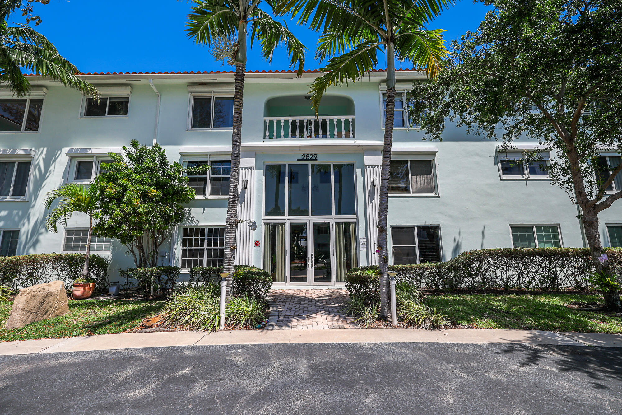 2829 NE 30th #302 Fort Lauderdale, FL 33306